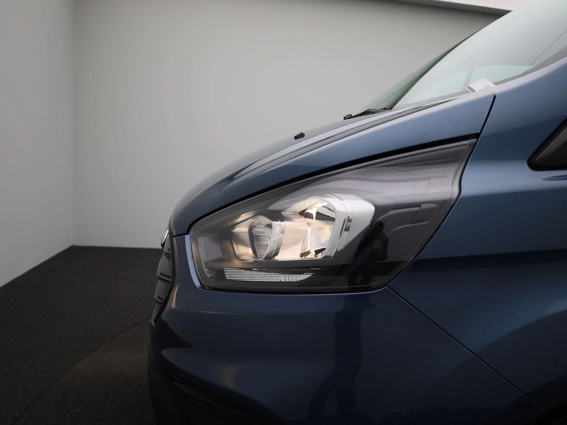 Ford-Transit Custom-image-18