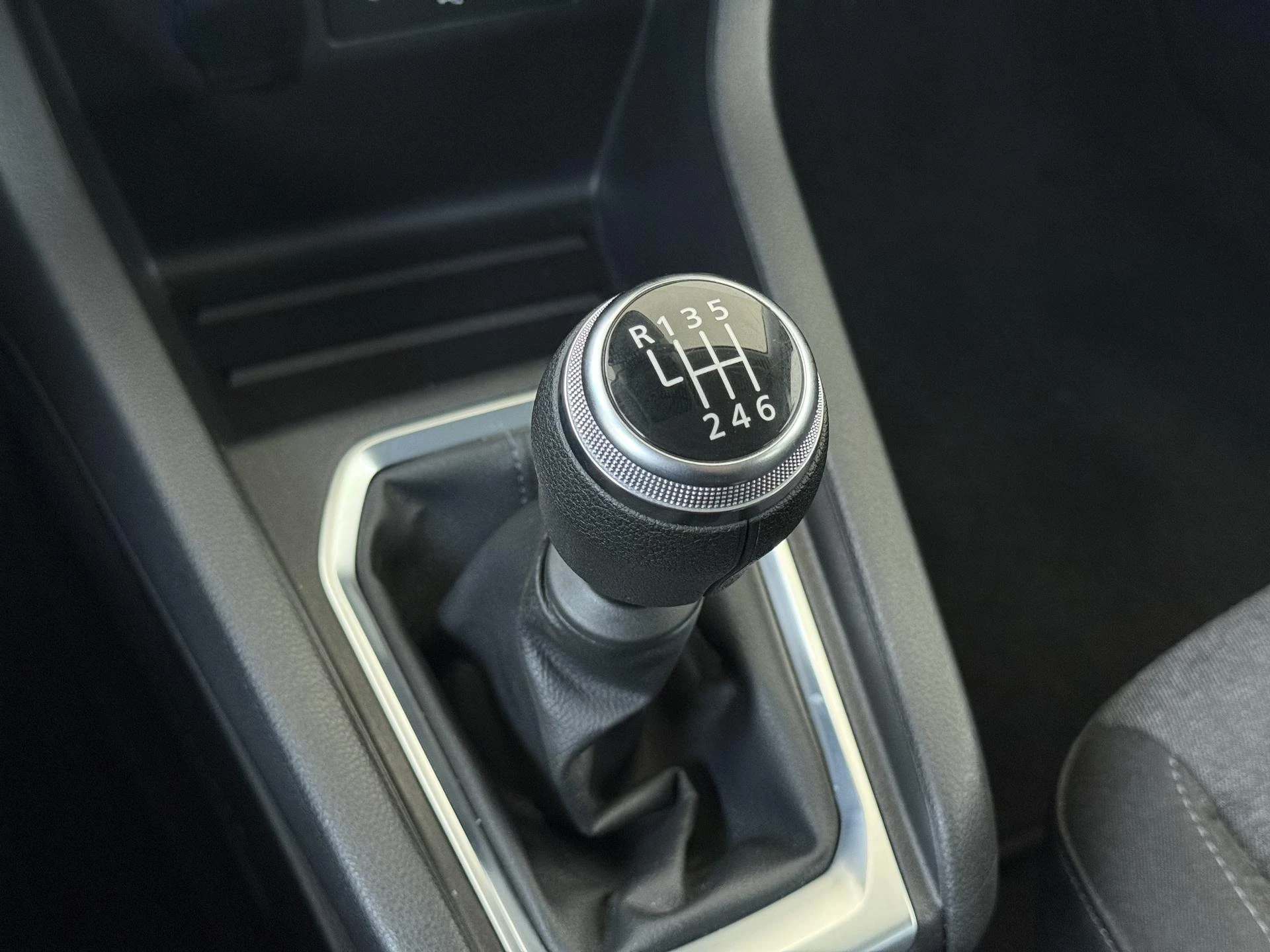Renault-Clio-image-13