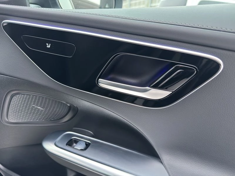 Mercedes-Benz C-Klasse 300 AMG AHK MBUX KLIMA NAVI AMG LineW206 C 300 AMG AHK MBUX KLIMA NAVI AMG Line