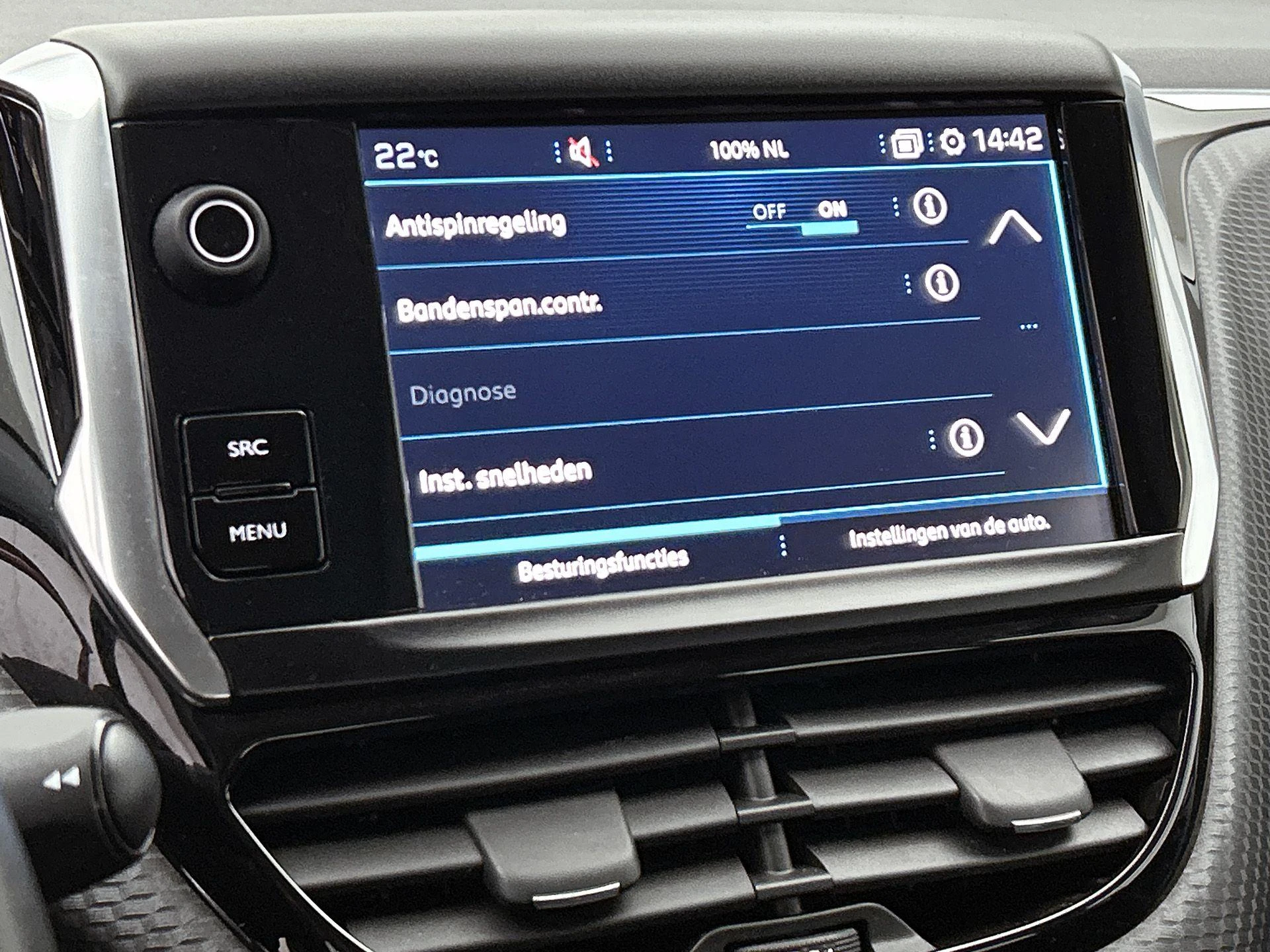 Peugeot-2008-image-8