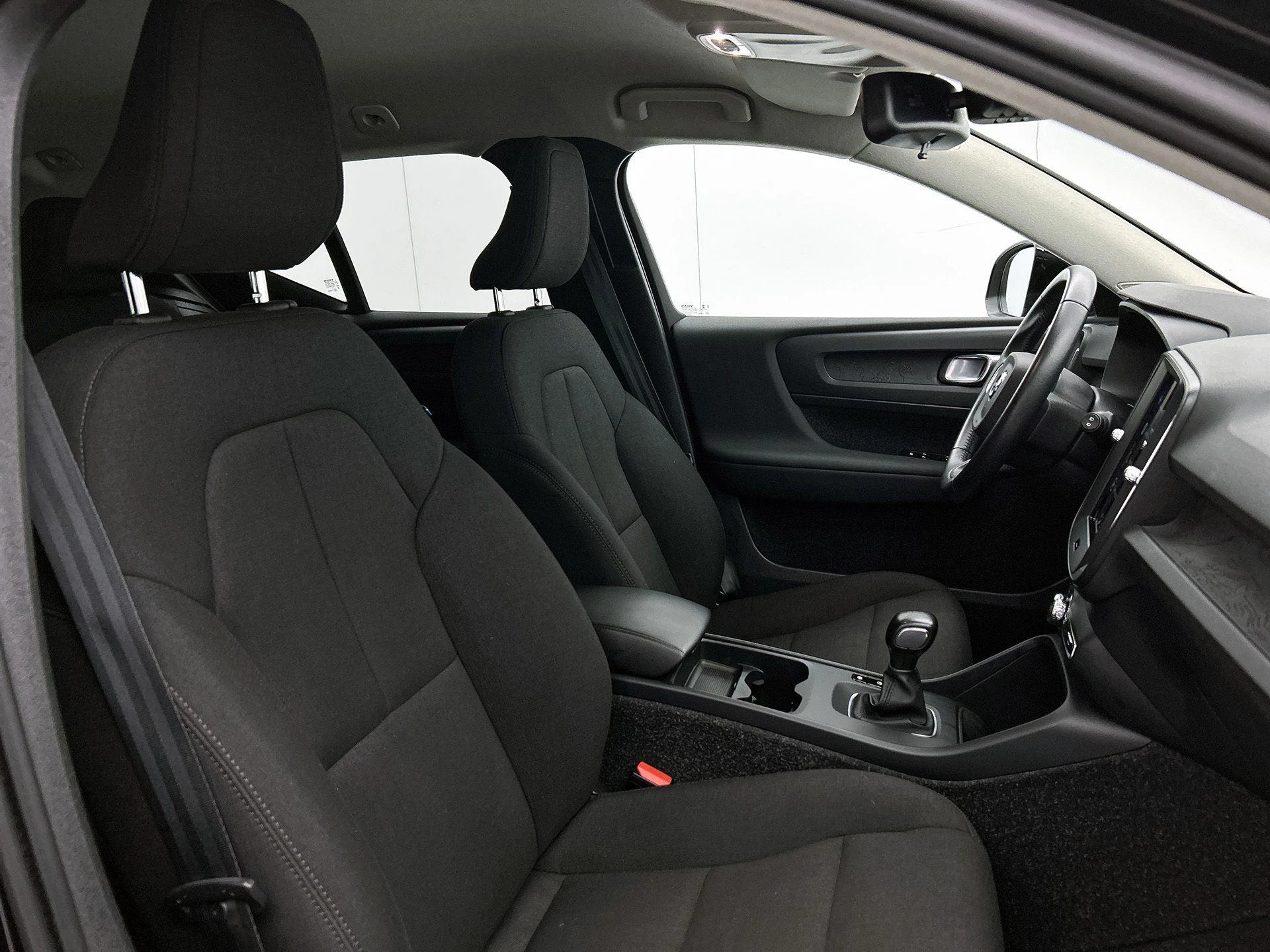 Volvo-XC40-image-31