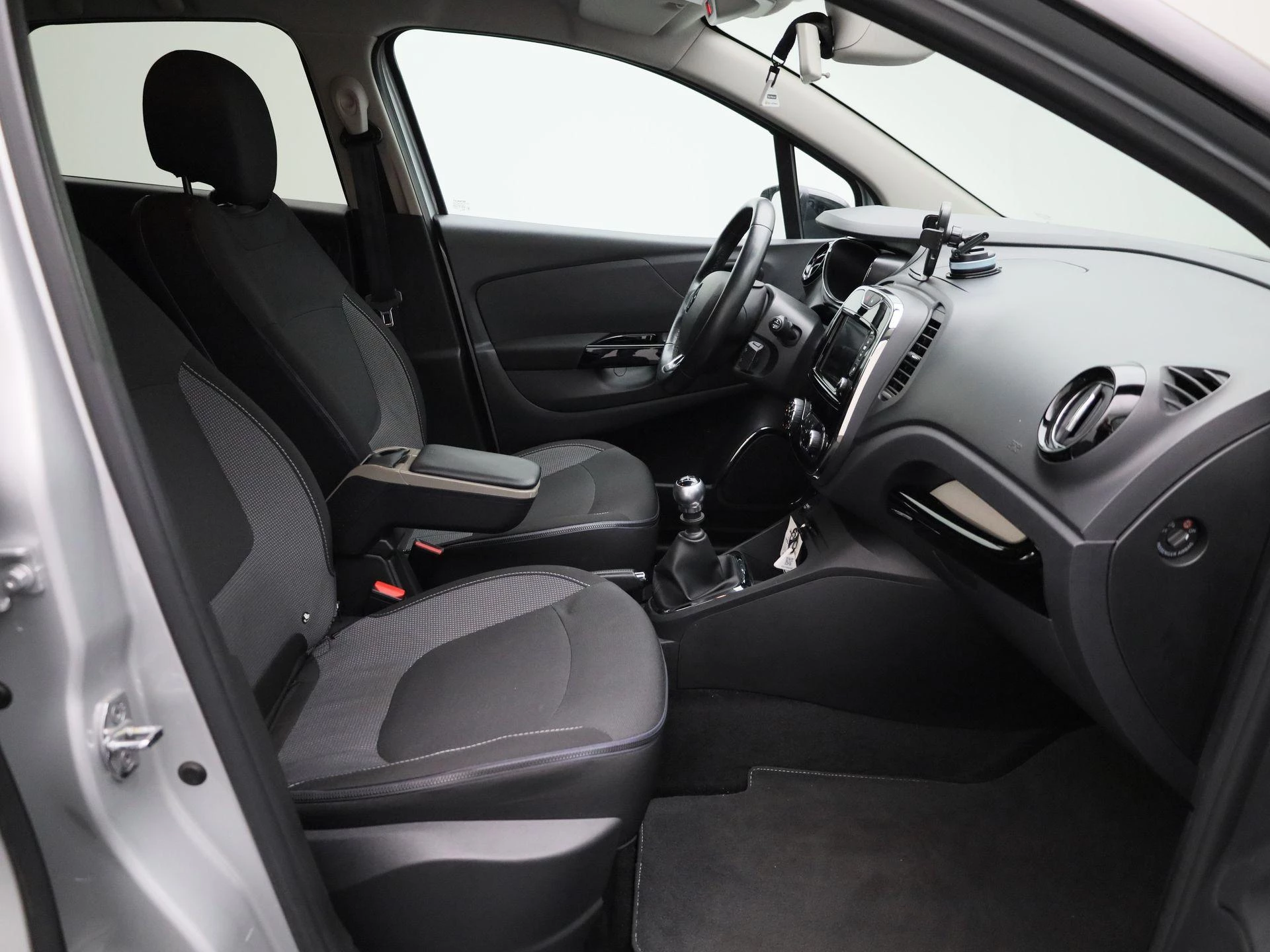 Renault-Captur-image-30