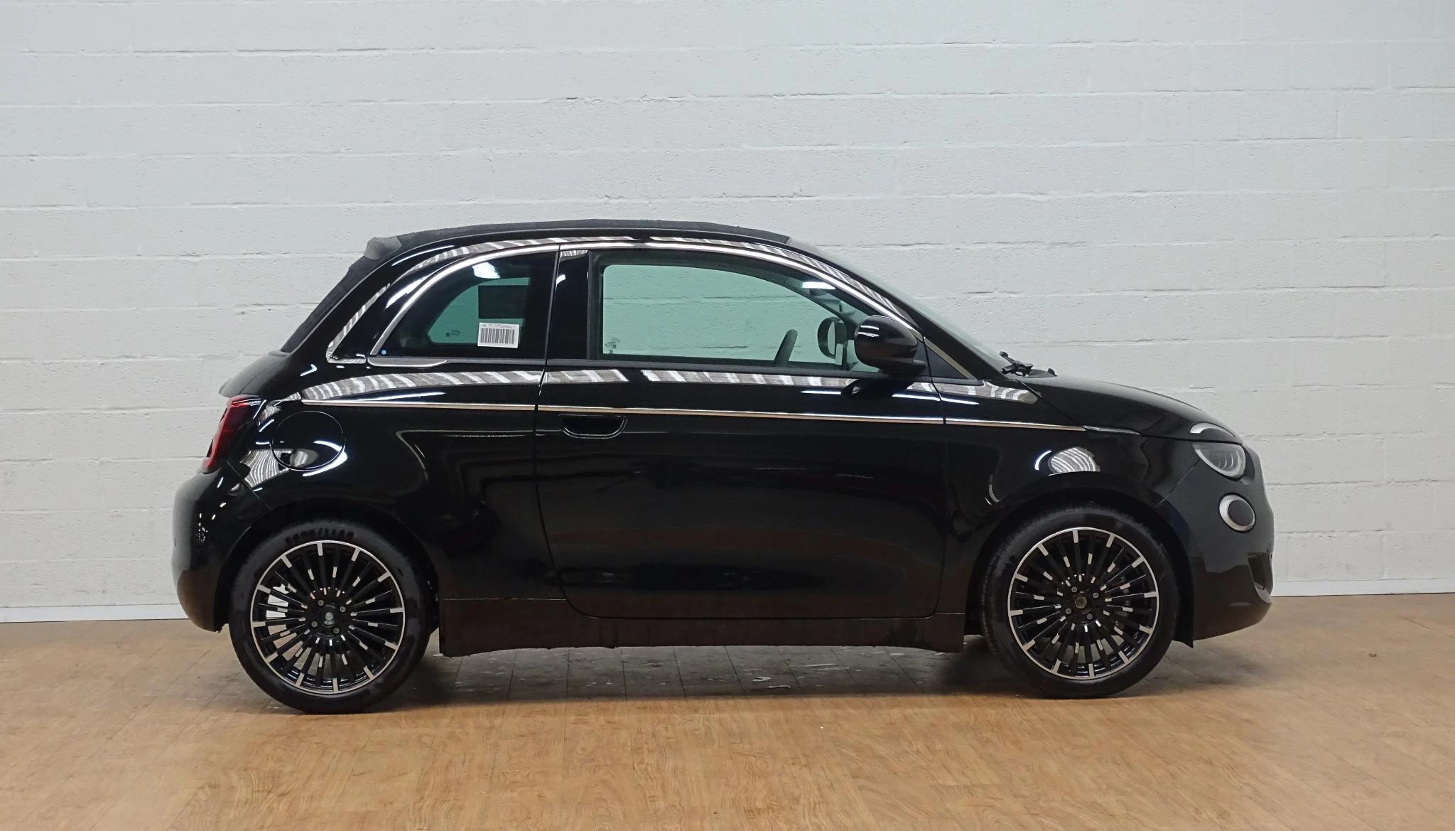 Fiat-500C-image-6