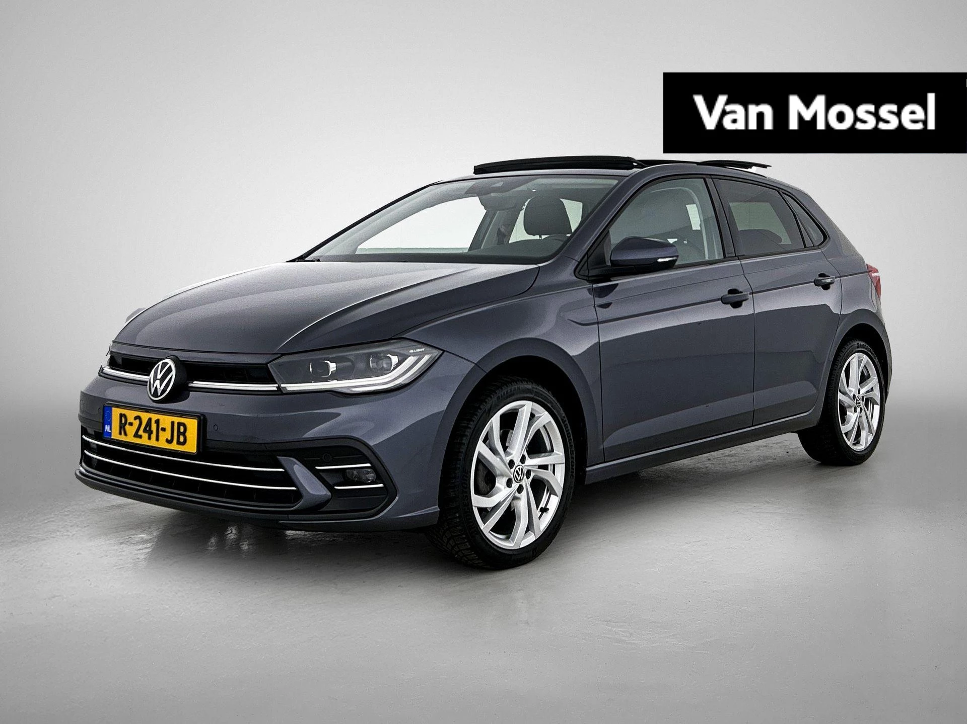 Volkswagen-Polo-image-0