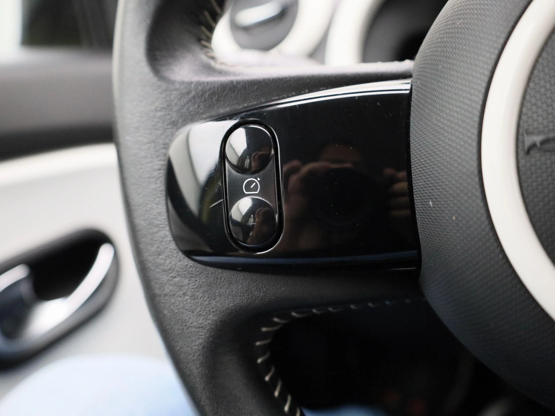 Renault-Twingo-image-18