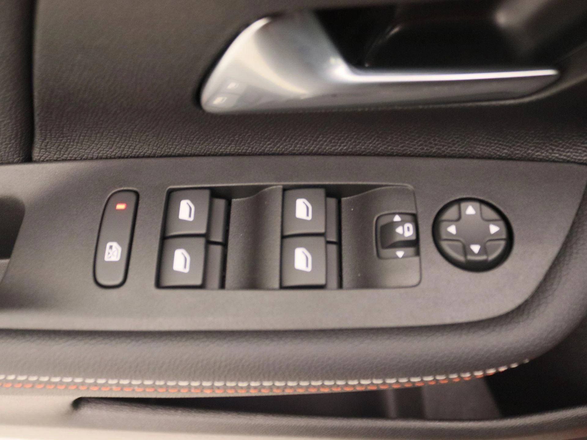 Opel-Mokka-e-image-19