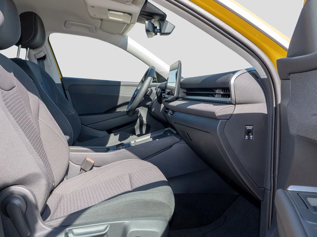 Volkswagen-T-Roc-image-6