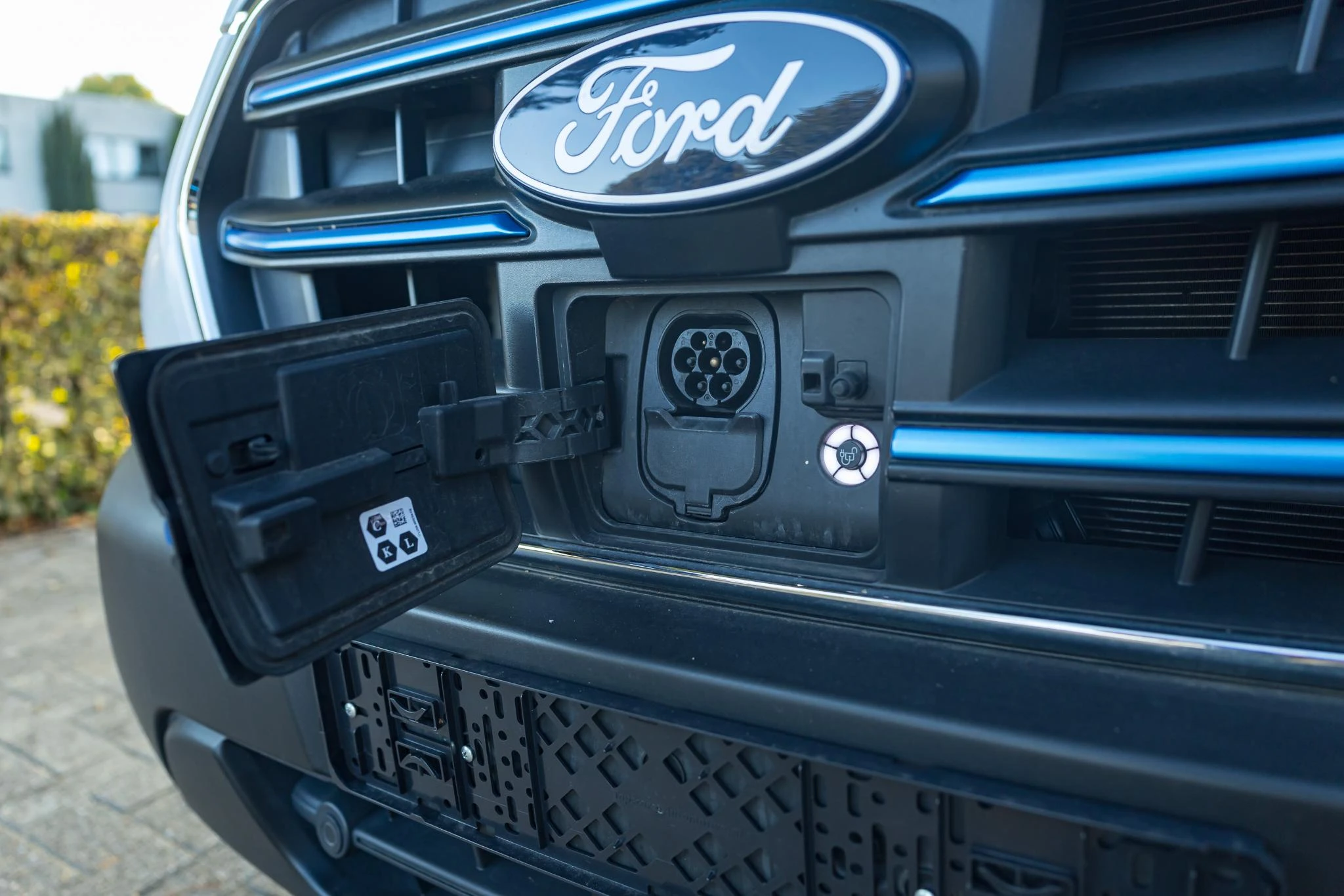 Ford-E-Transit-image-16
