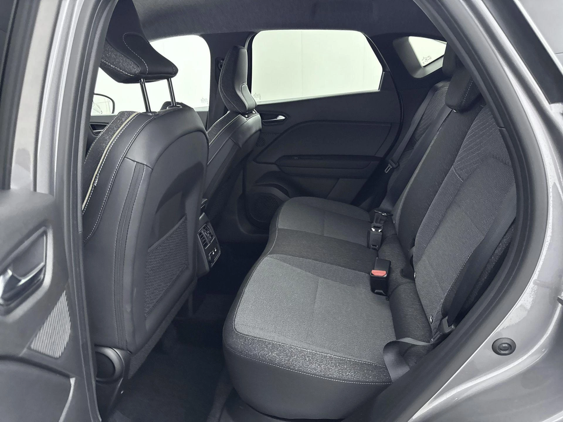 Renault-Captur-image-24
