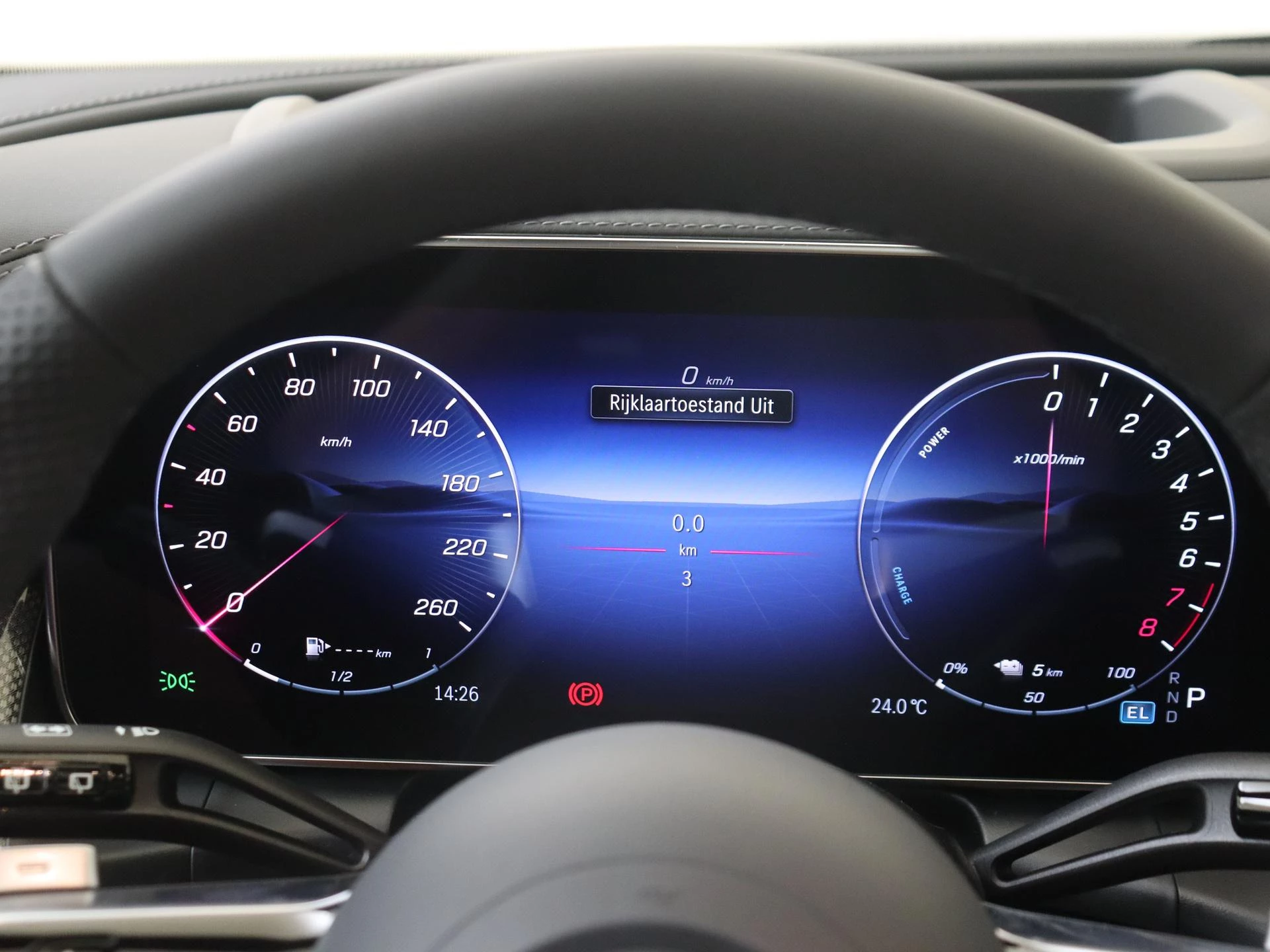 Mercedes-Benz-GLC-image-11