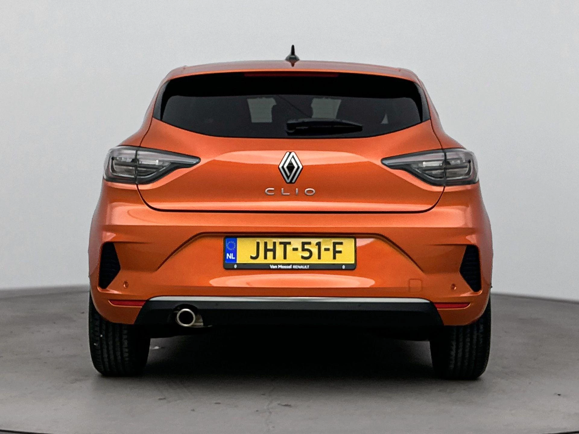 Renault-Clio-image-2