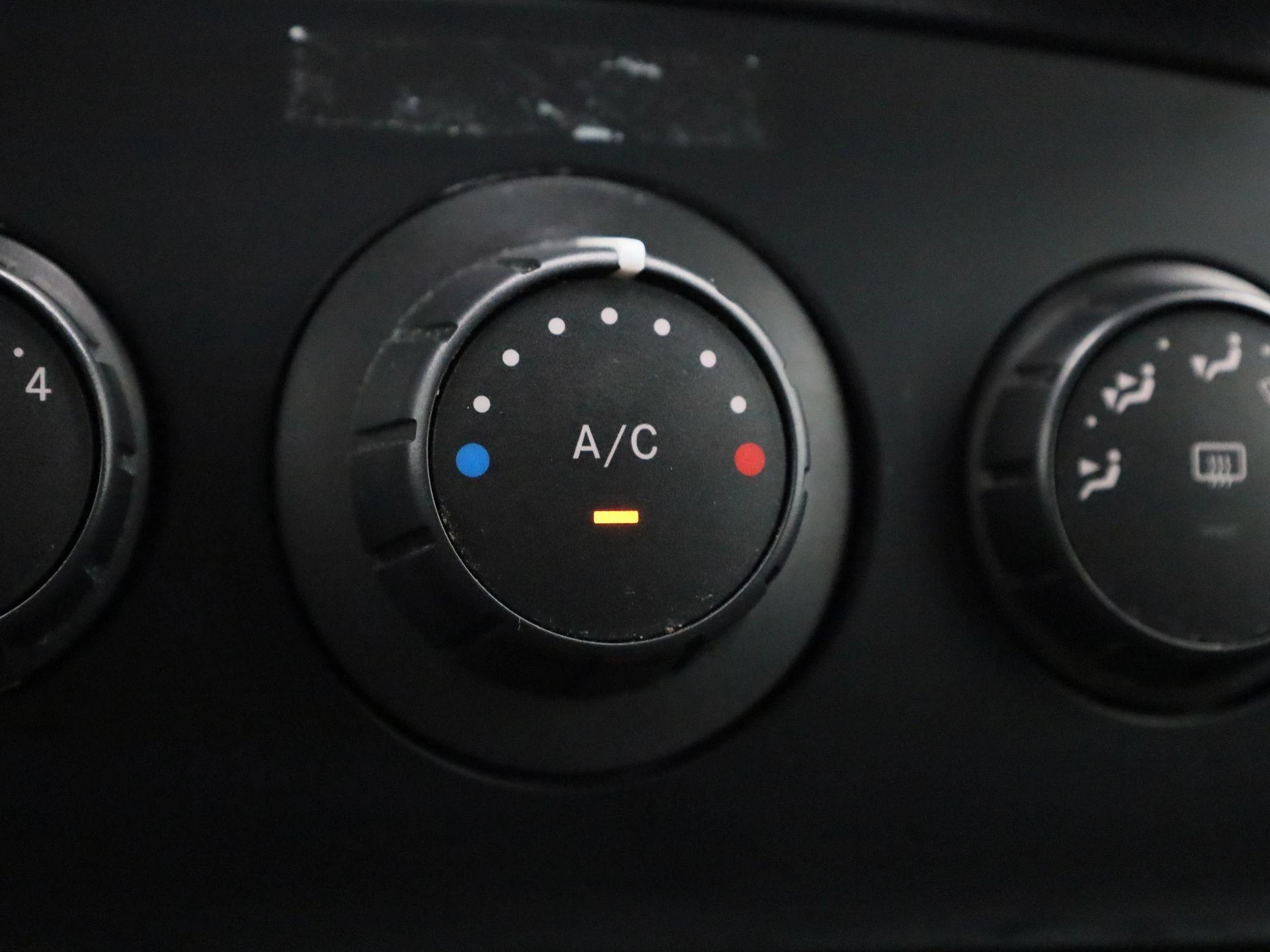 Mercedes-Benz-Citan-image-21