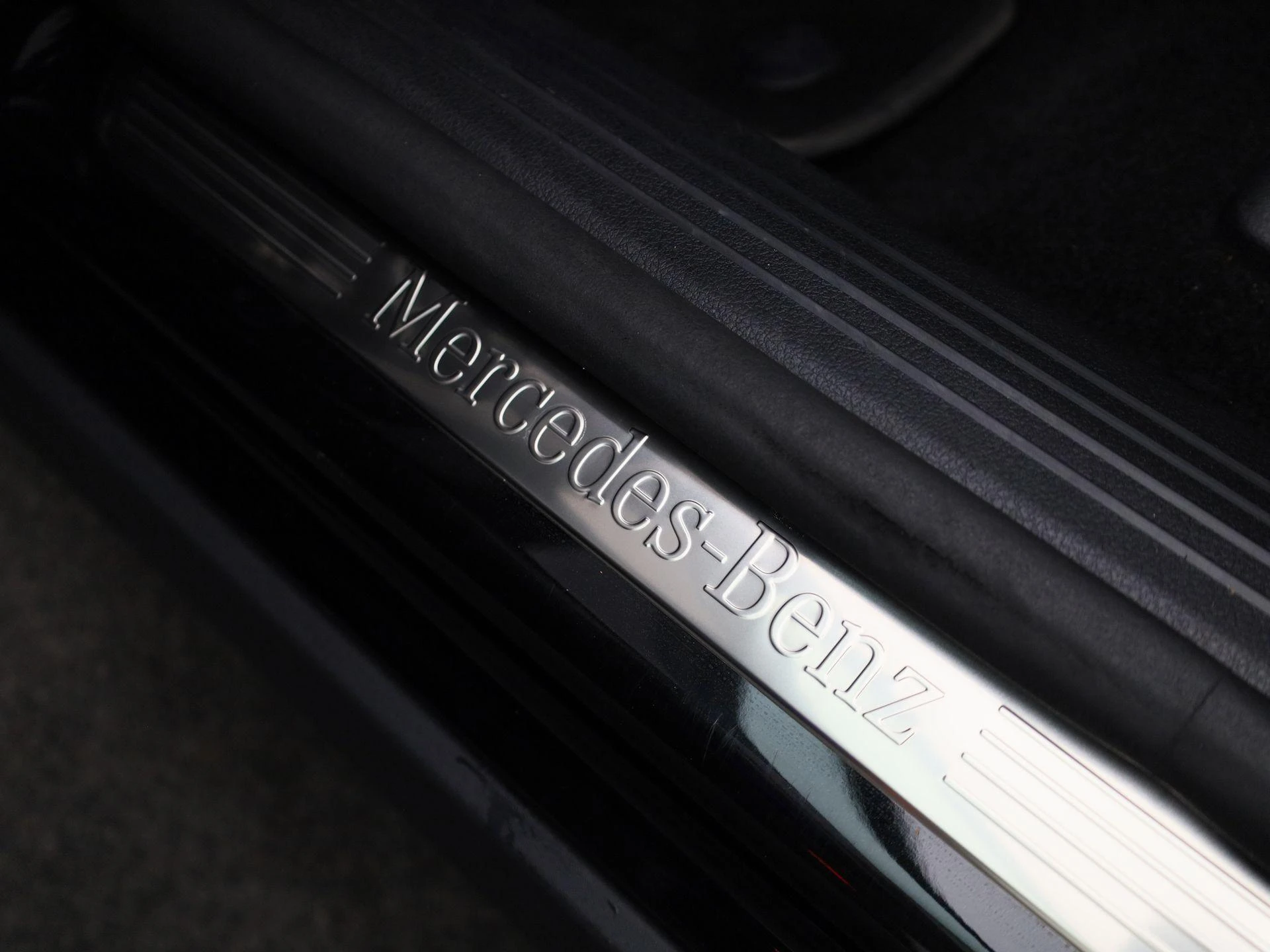Mercedes-Benz-EQA-image-33