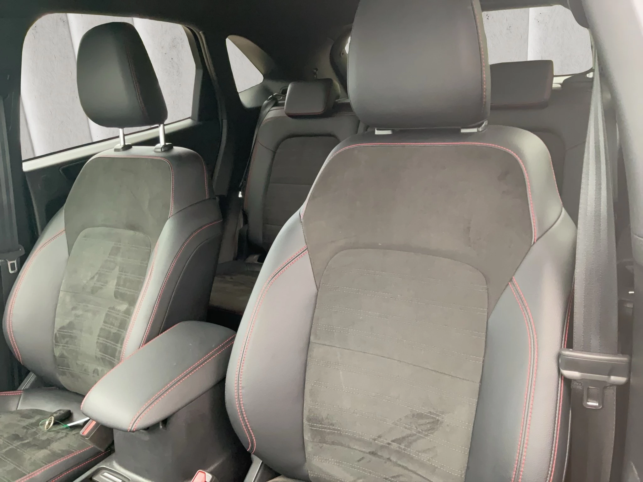 Ford Kuga ST-Line X*PANO*AHK*KAM*ACC*NAVI*SOUND-SYS.