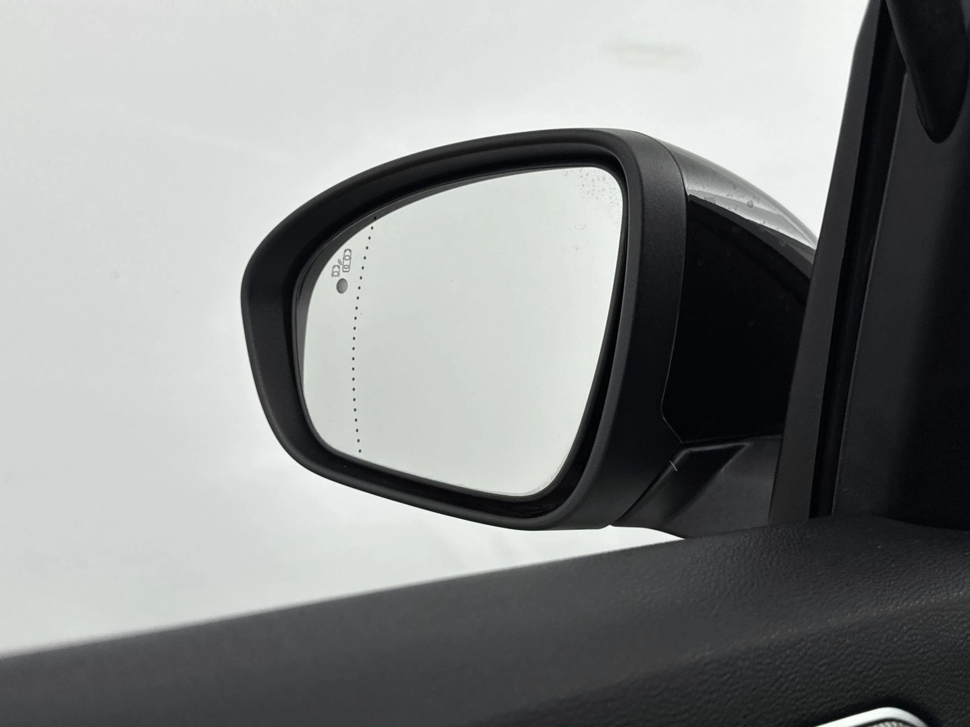 Renault-Arkana-image-17