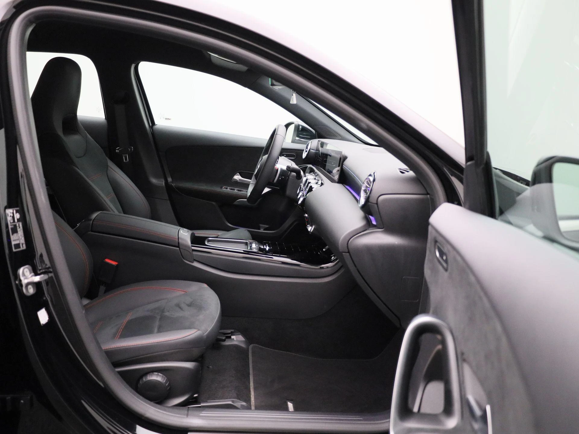 Mercedes-Benz-Classe A-image-41