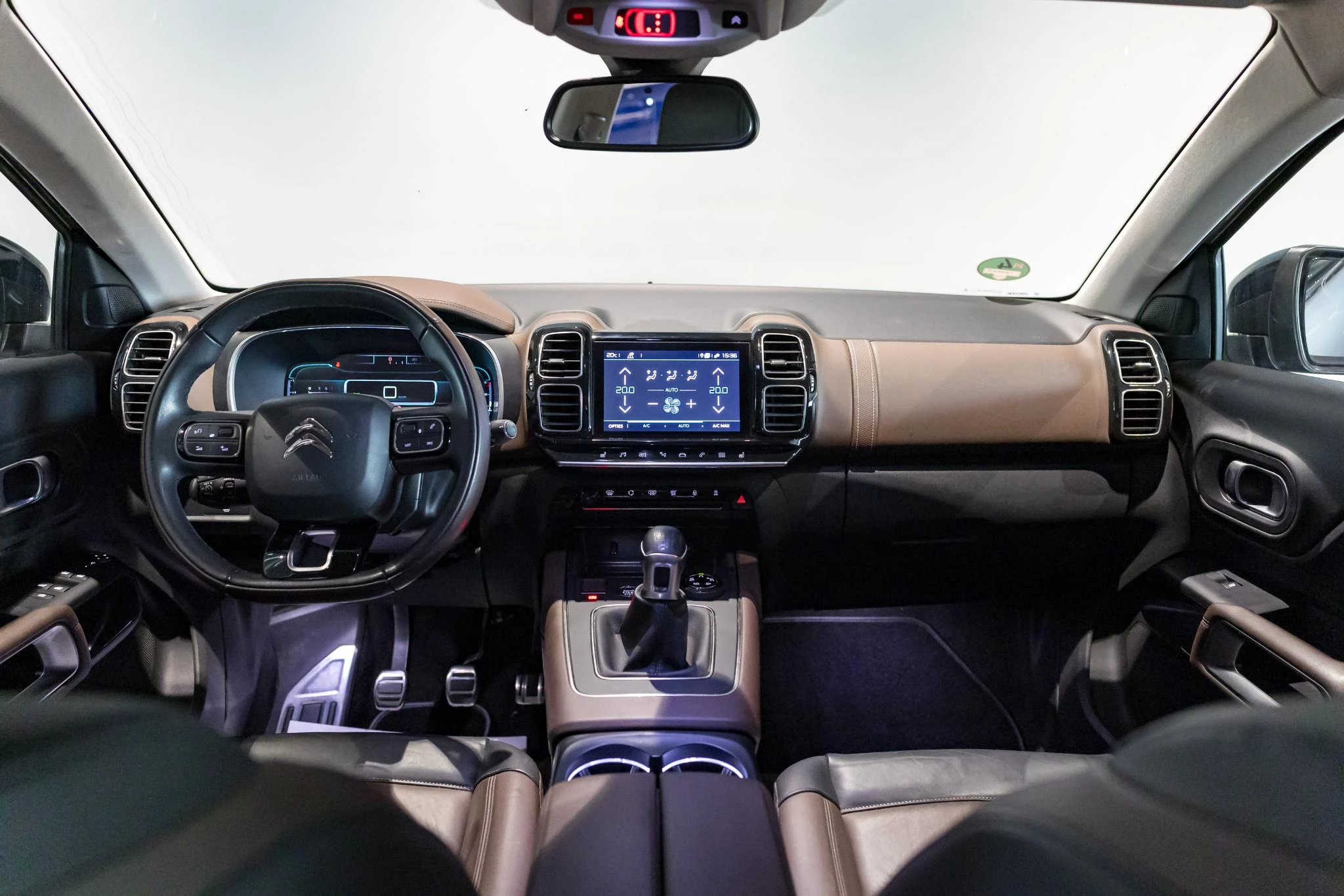 Citroën-C5 Aircross-image-16