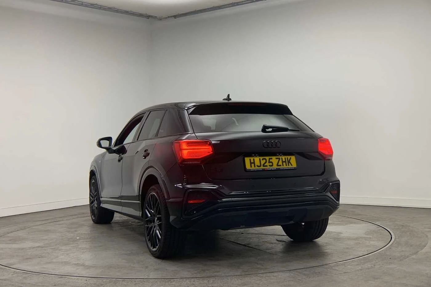 Audi-Q2-image-2