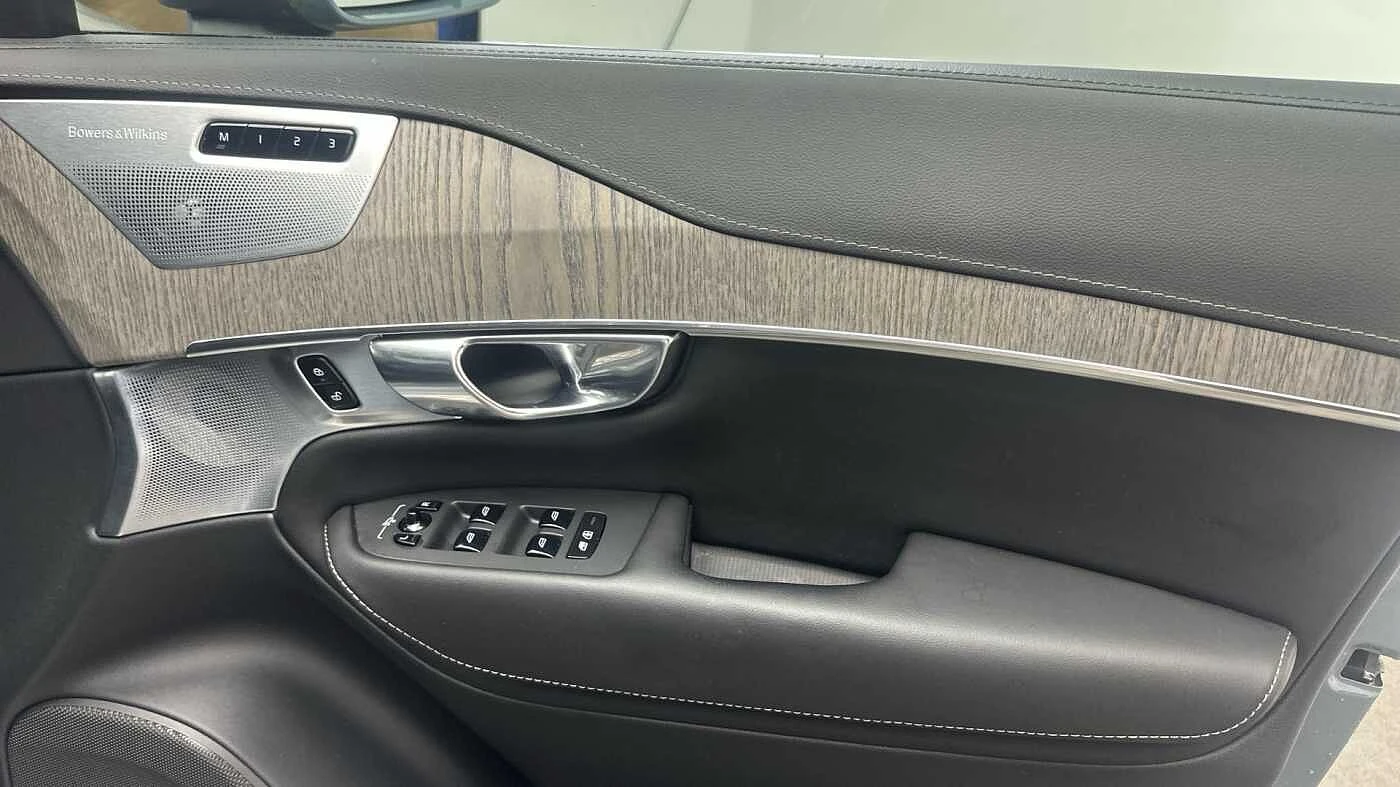 Volvo-XC90-image-34