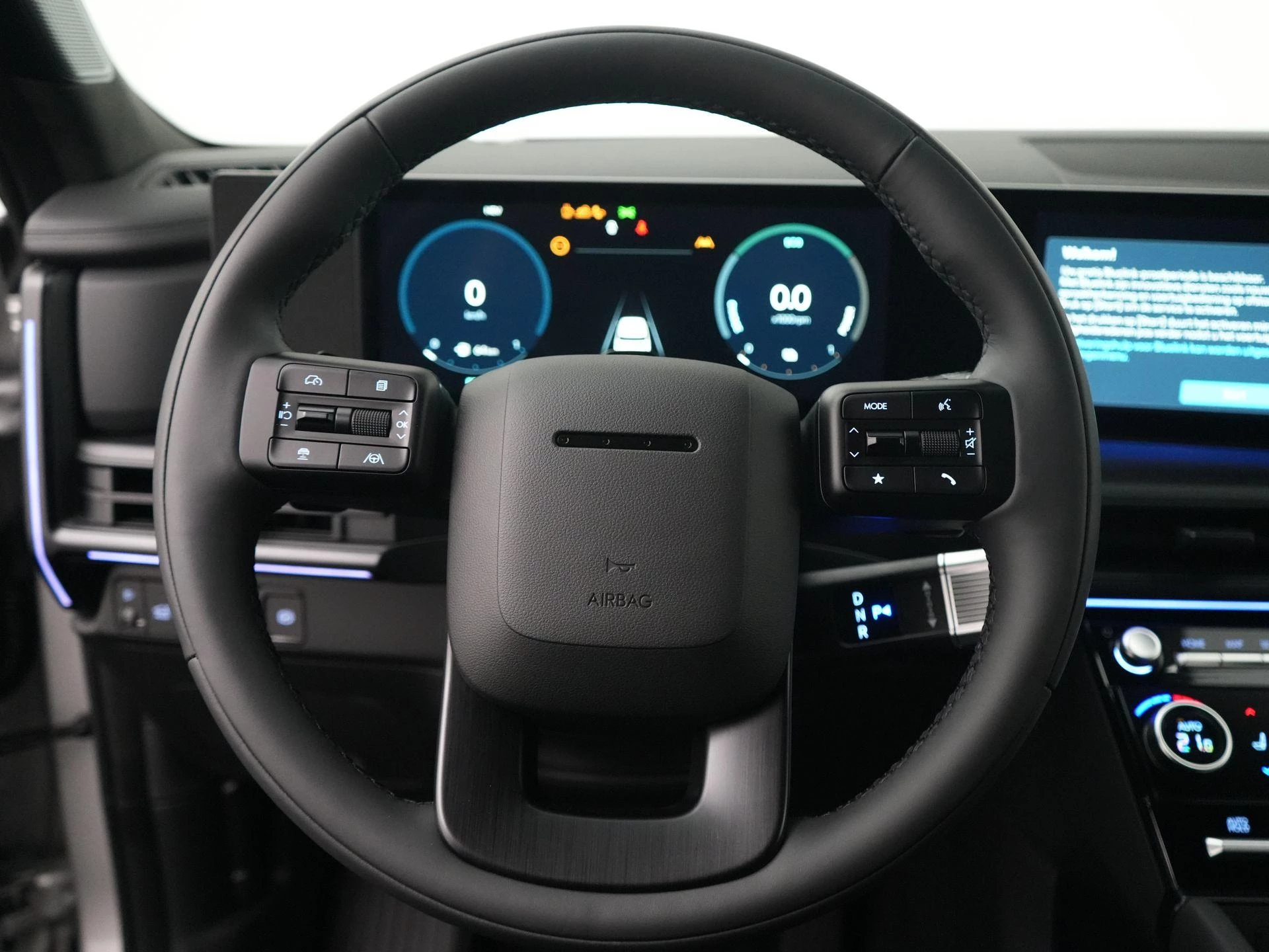 Hyundai-Santa Fe-image-12