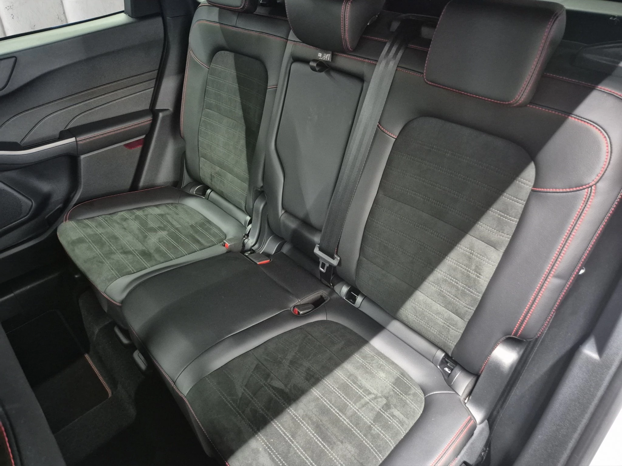 Ford-Kuga-image-10