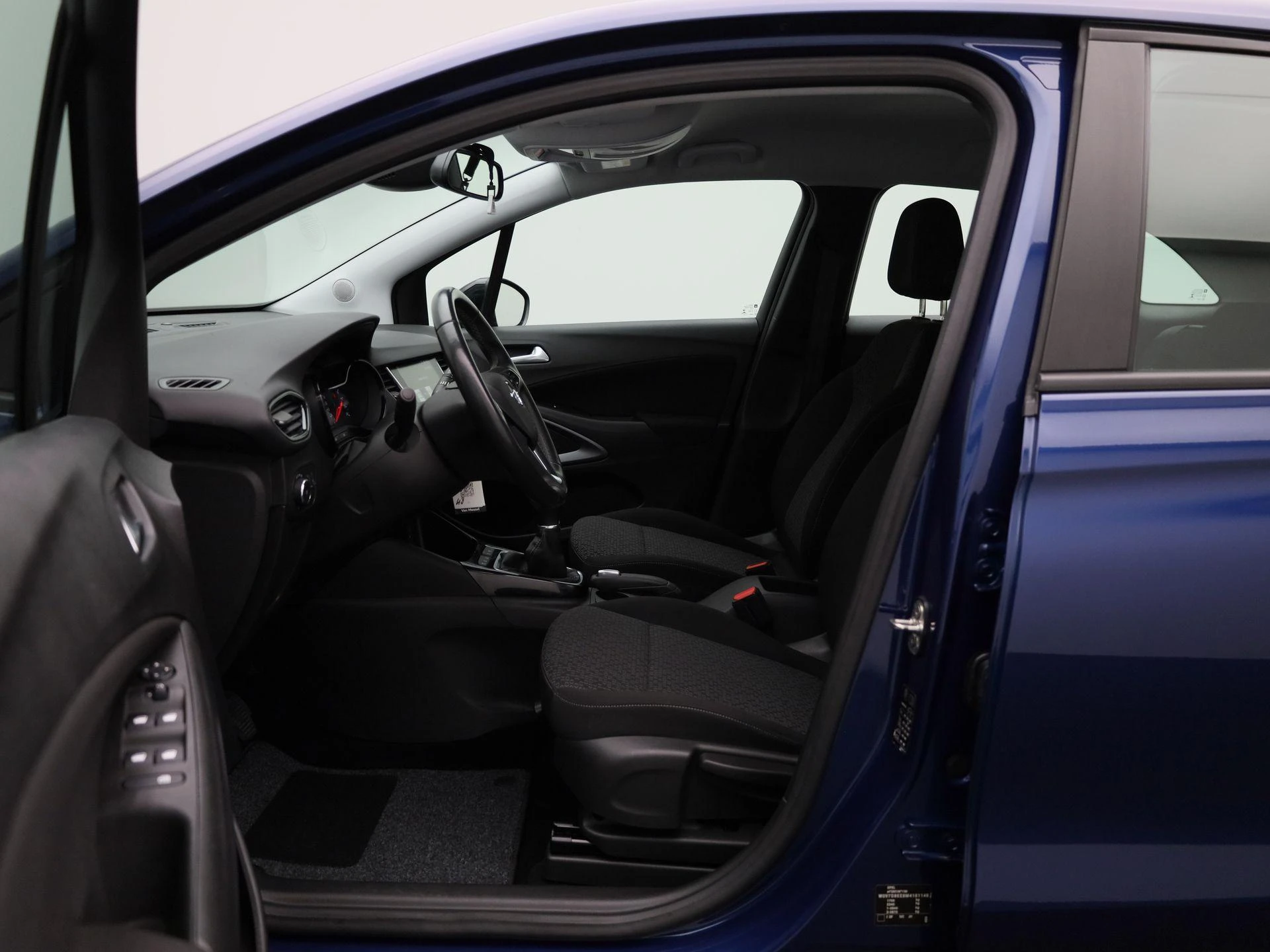 Opel-Crossland-image-10