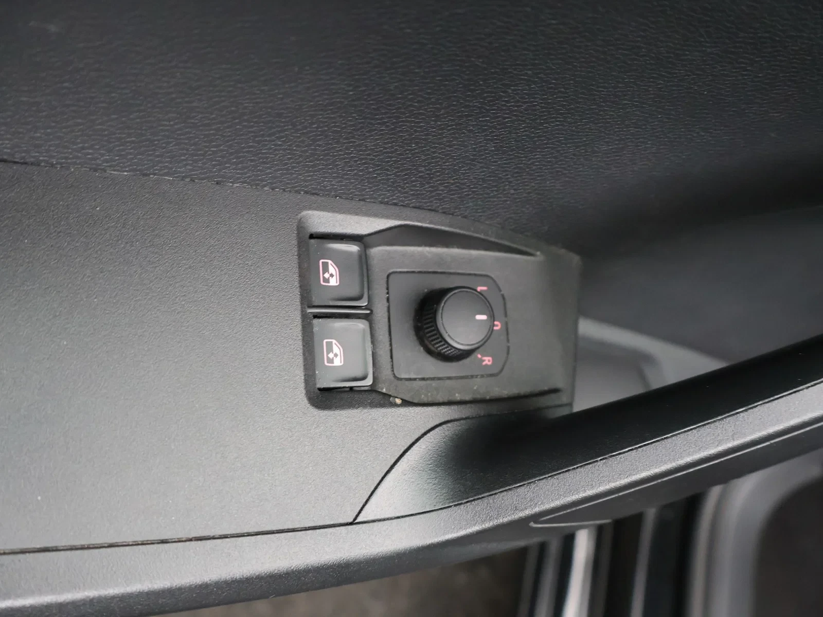 SEAT Ibiza 5P/D New Ibiza Move! 1.0TSI 95PK *CRUISE CONTROL*PDC ACHTER*DAB RADIO*APP-CONNECT*...*