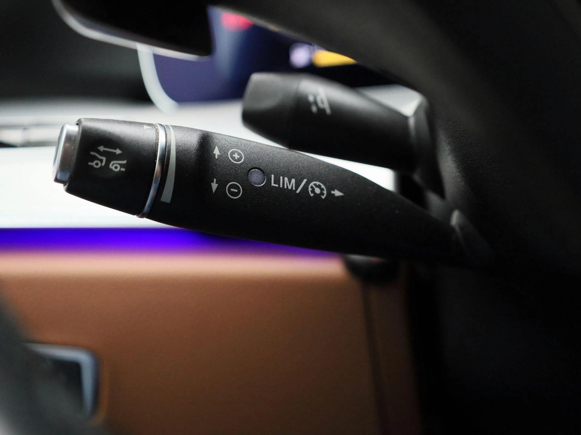 Mercedes-Benz-E-Klasse-image-19