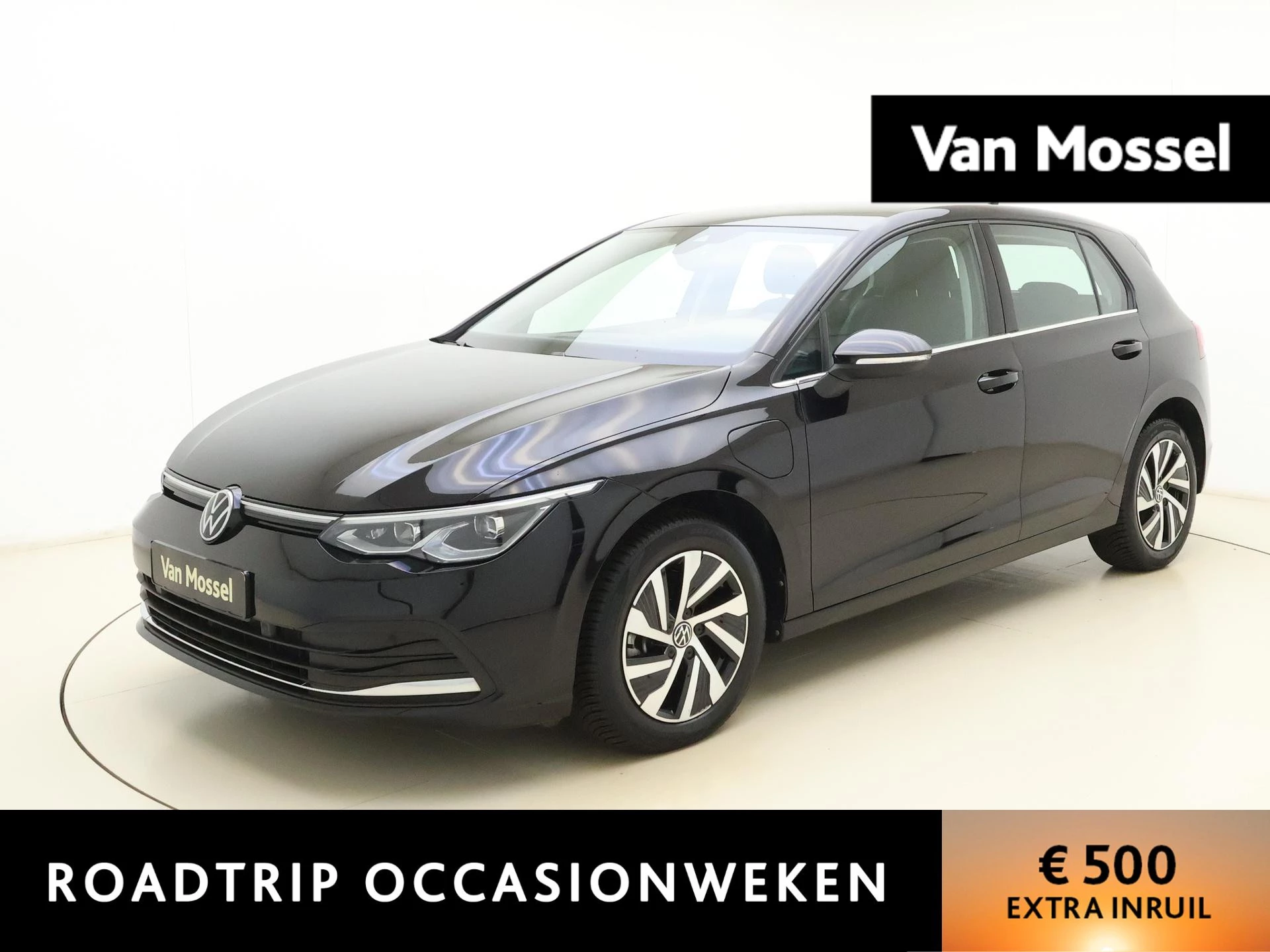 Volkswagen-Golf-image-0