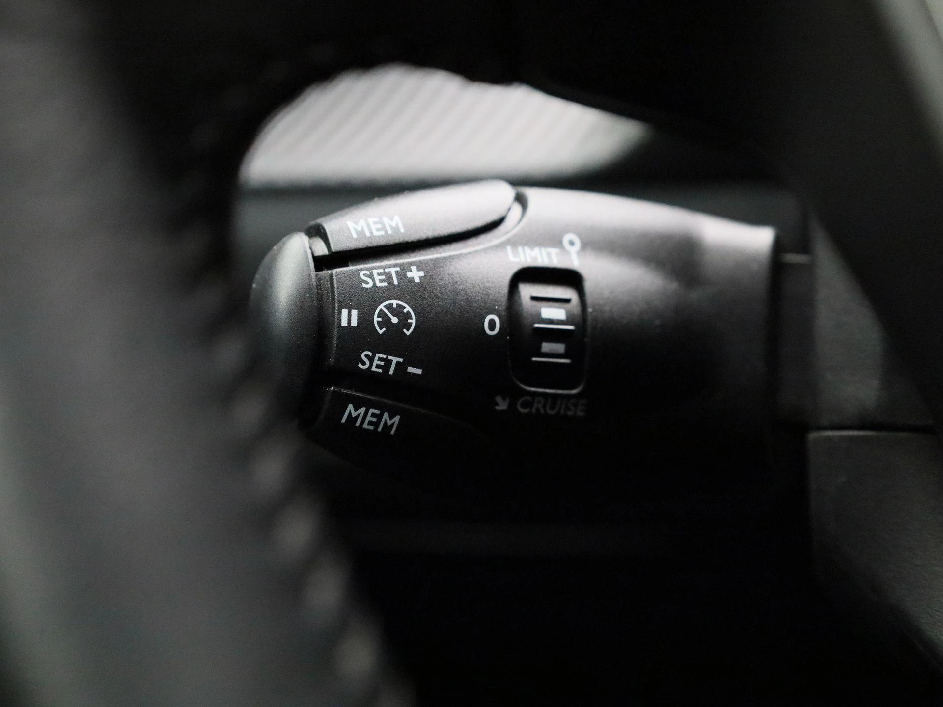 Peugeot-2008-image-17