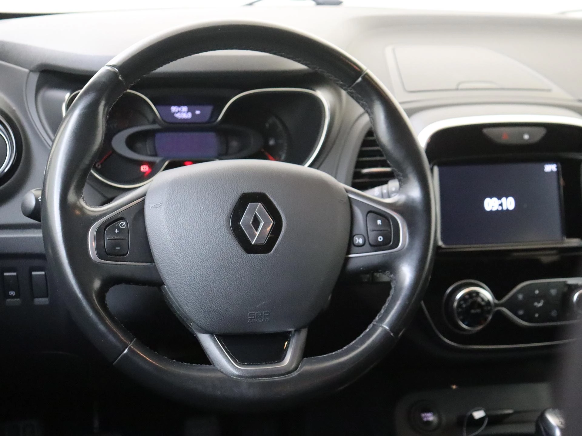 Renault-Captur-image-10