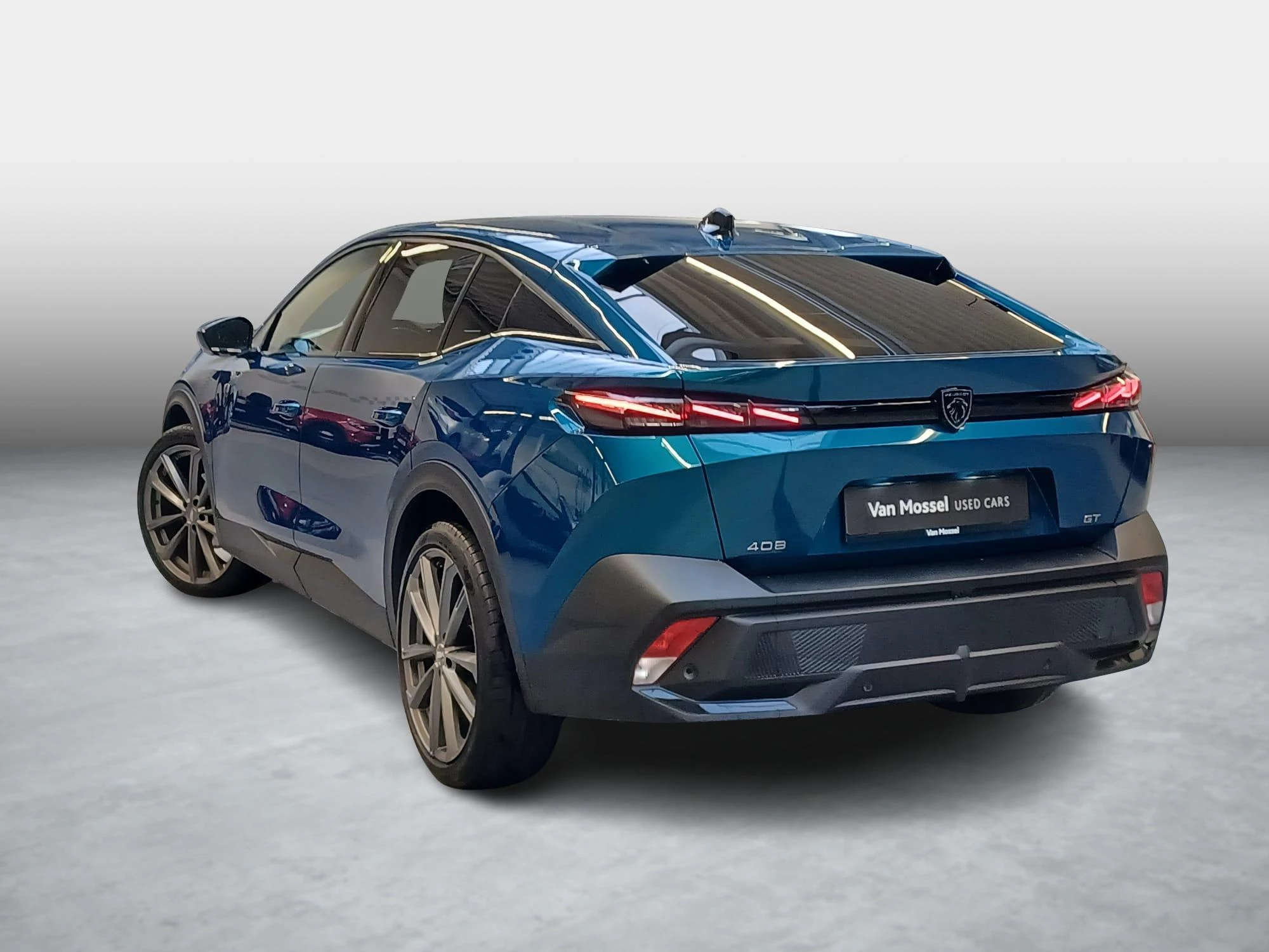 Peugeot 408 1.2T AT8 GT