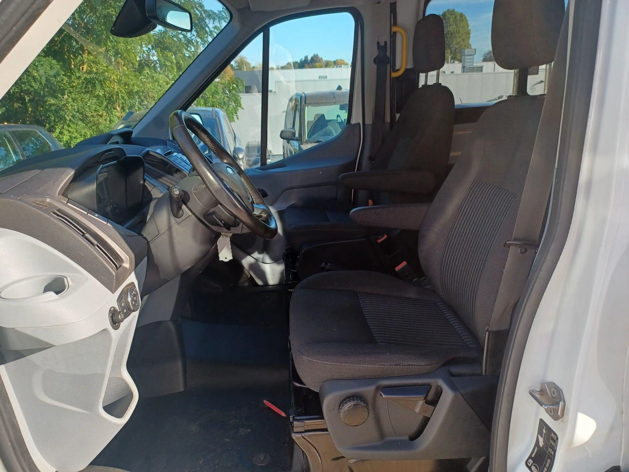 Ford-Transit-image-7