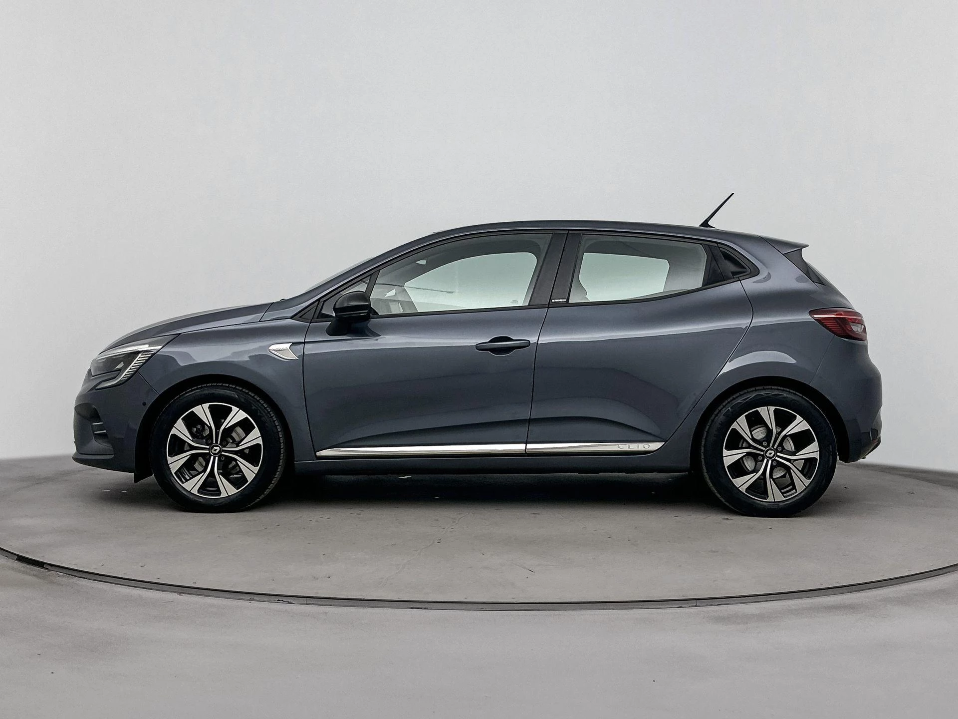 Renault Clio 1.6 E-Tech Hybrid 140Pk Business Zen
