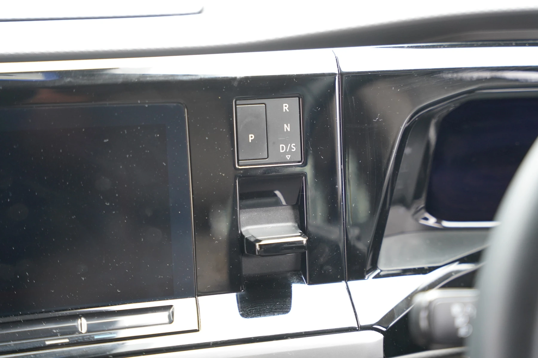 Volkswagen-California-image-44