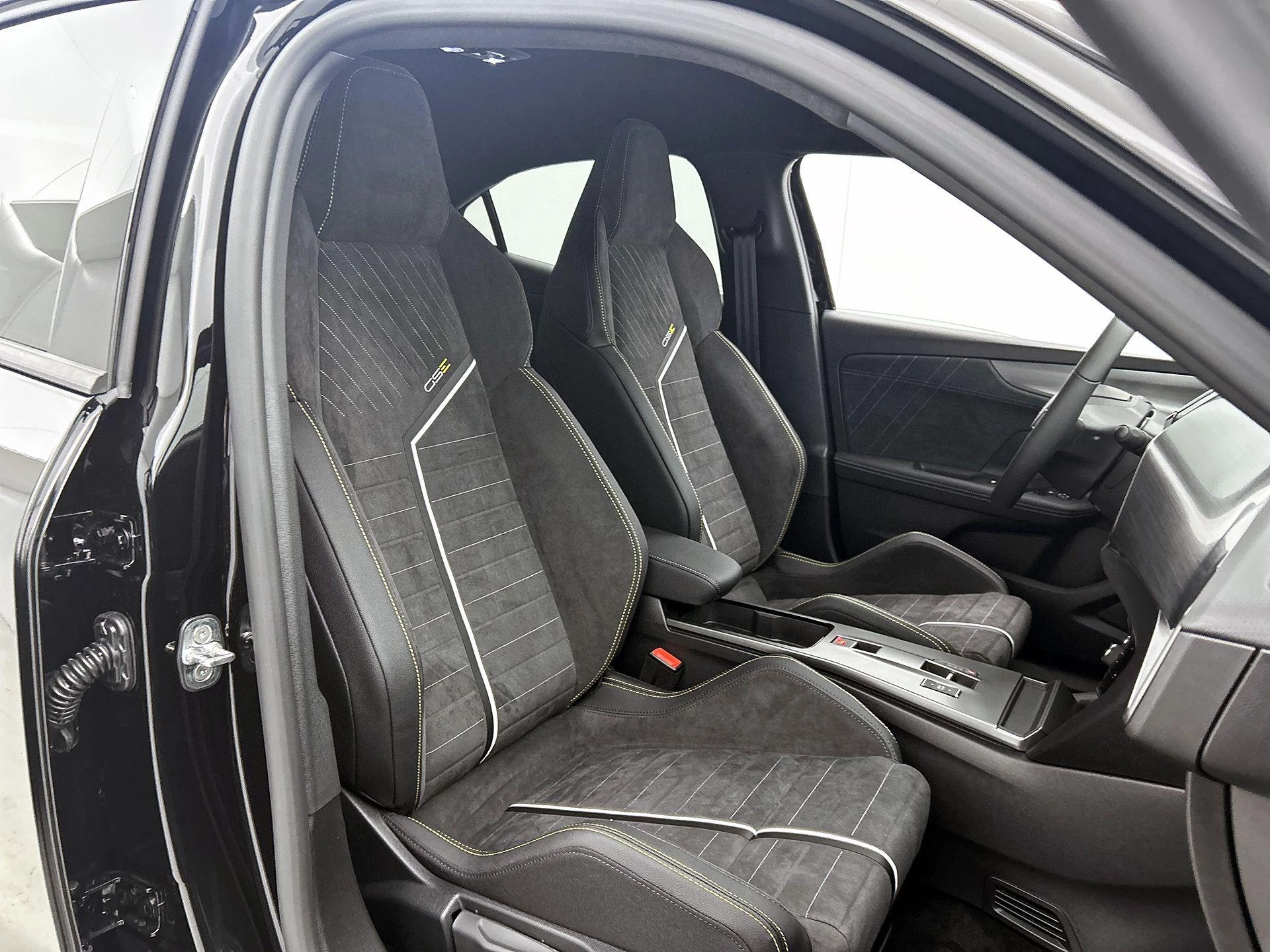 Opel-Mokka-e-image-36