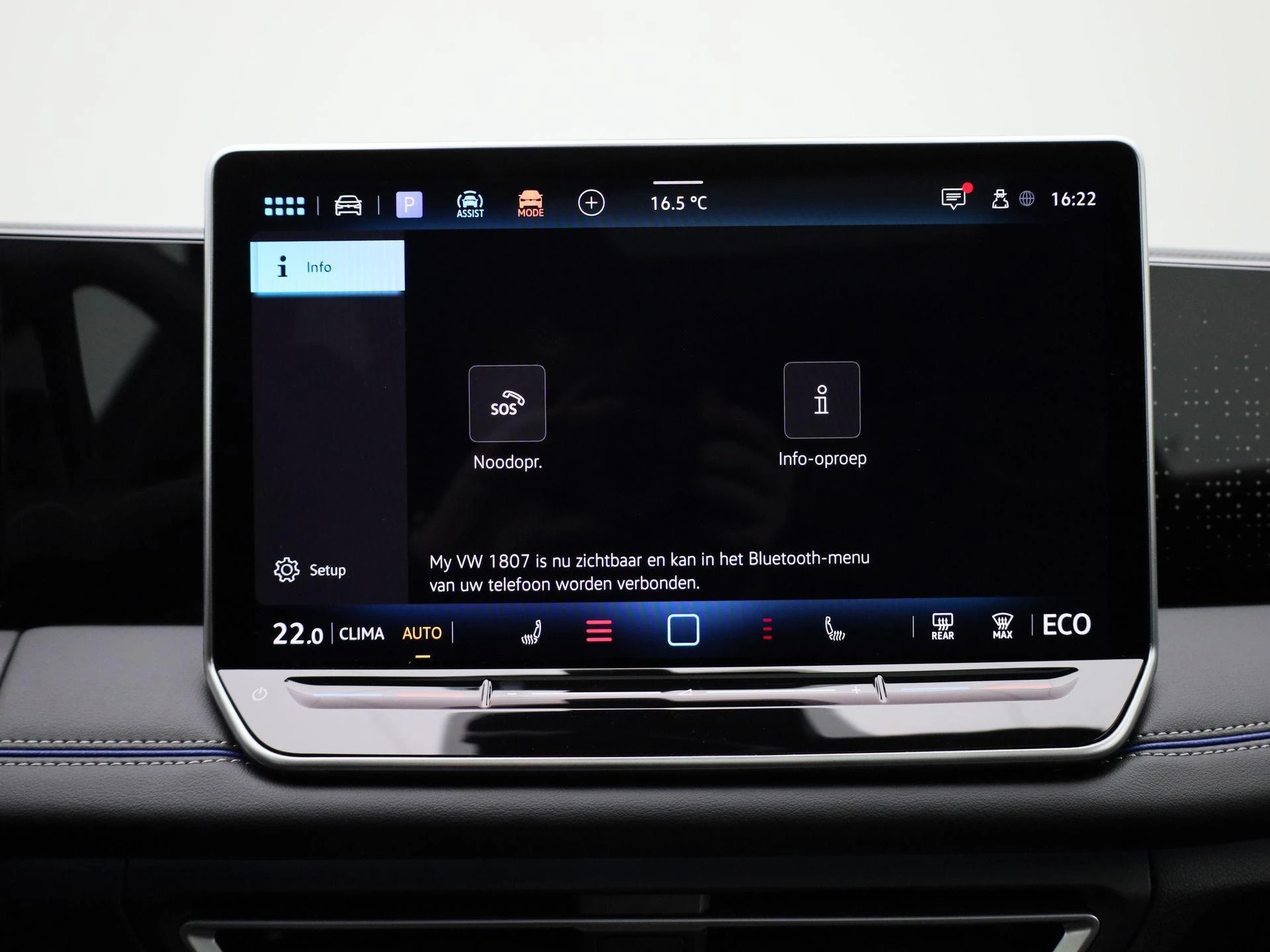 Volkswagen-Tiguan-image-25