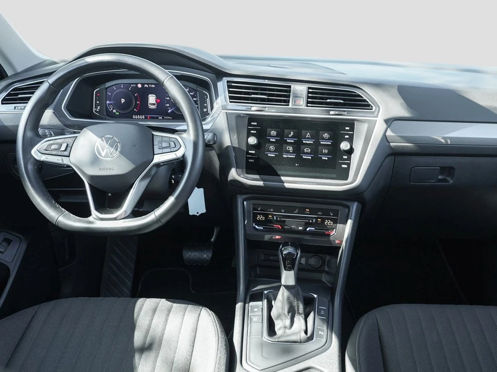 Volkswagen-Tiguan Allspace-image-10