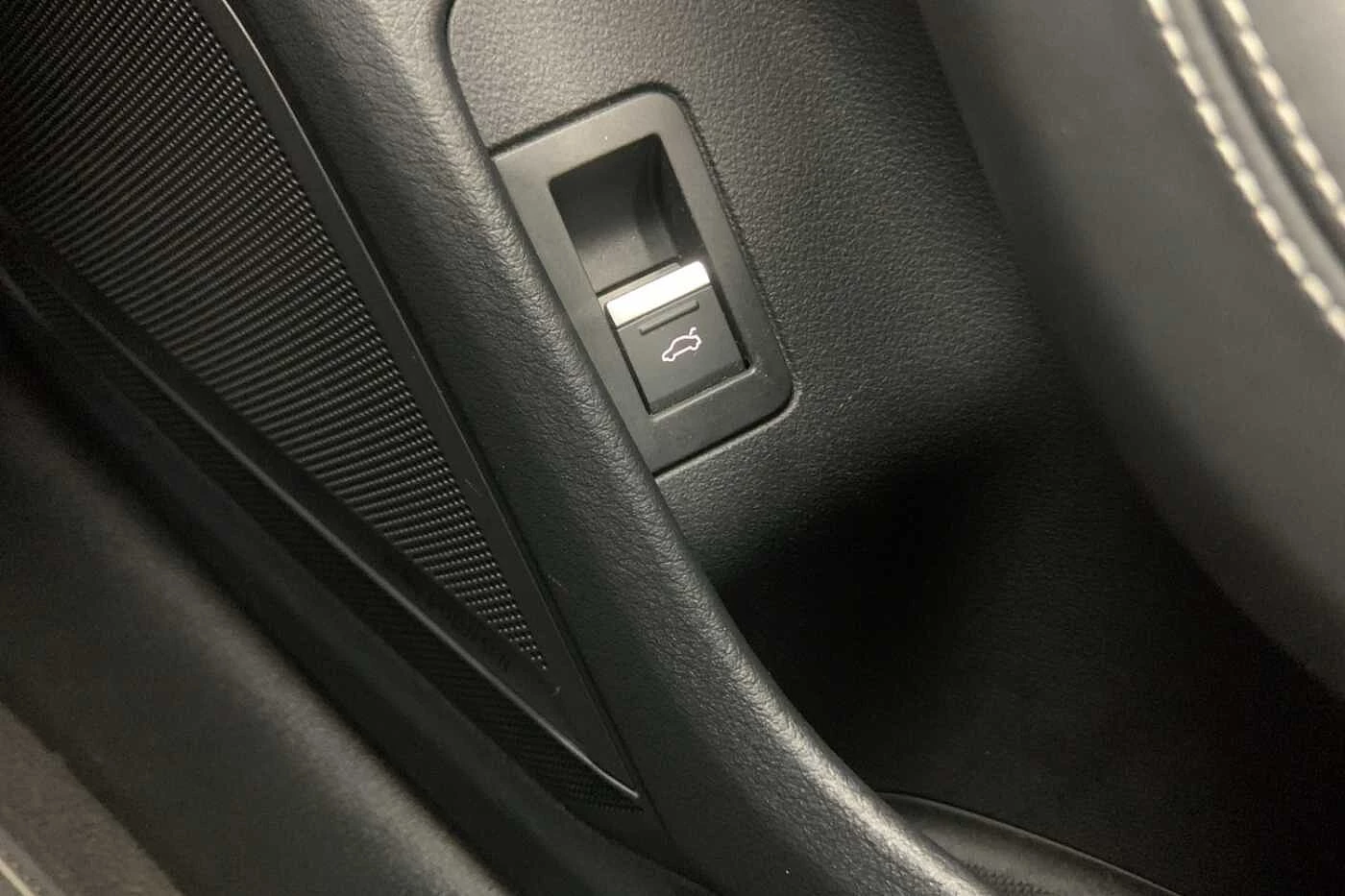 Audi-A6-image-27