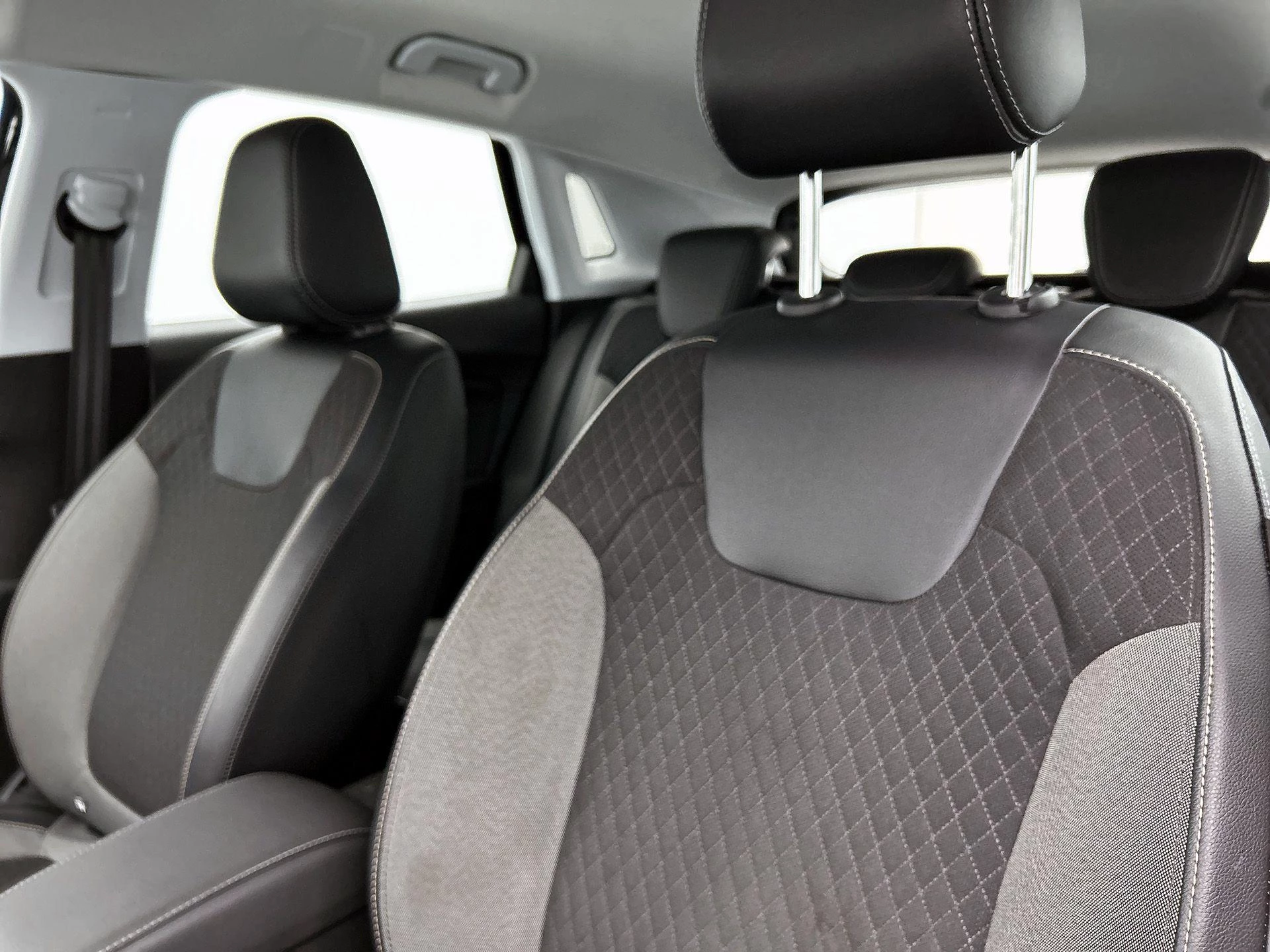 Opel-Grandland X-image-10