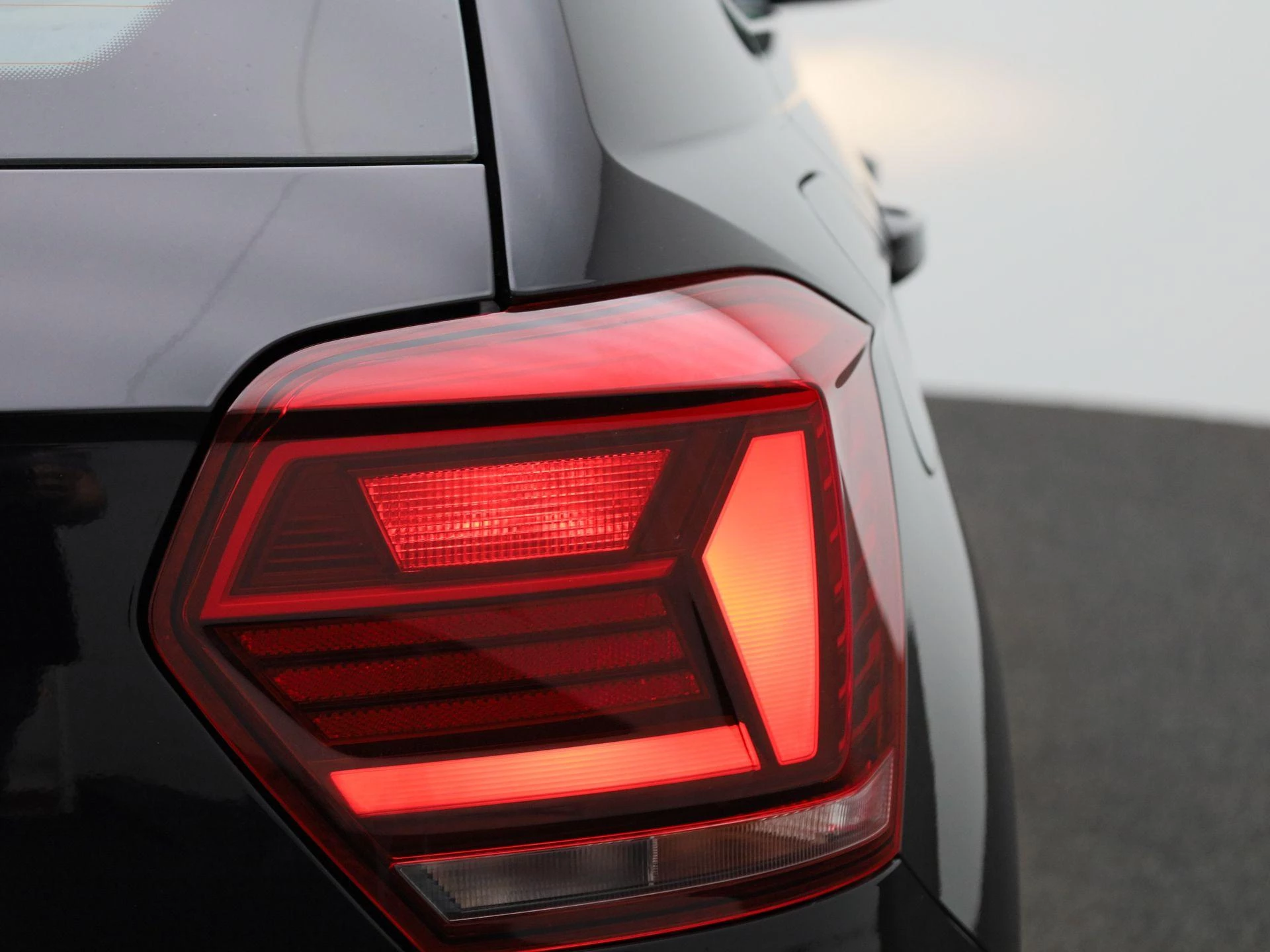 Volkswagen-Polo-image-35