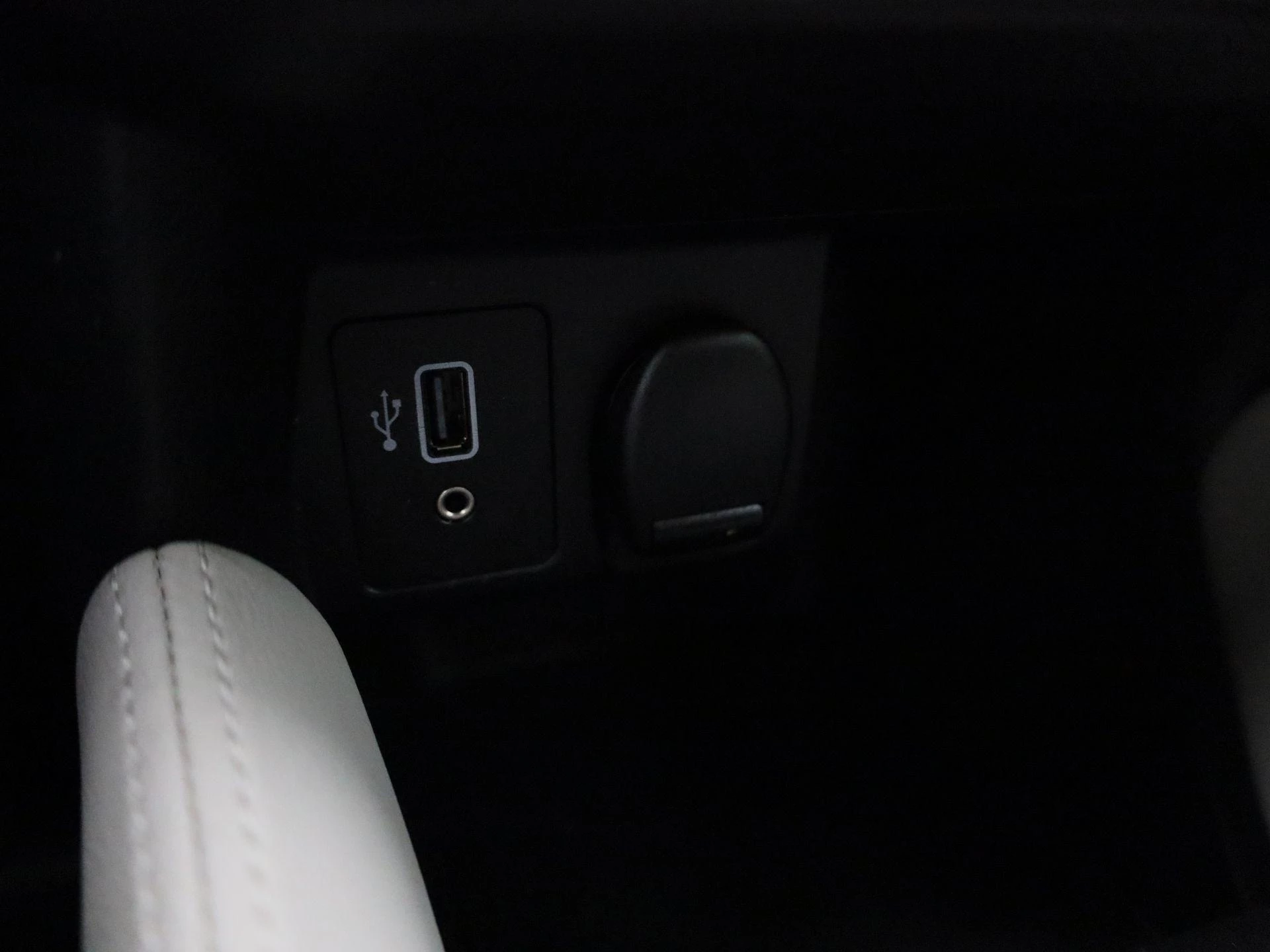 Nissan-Micra-image-23