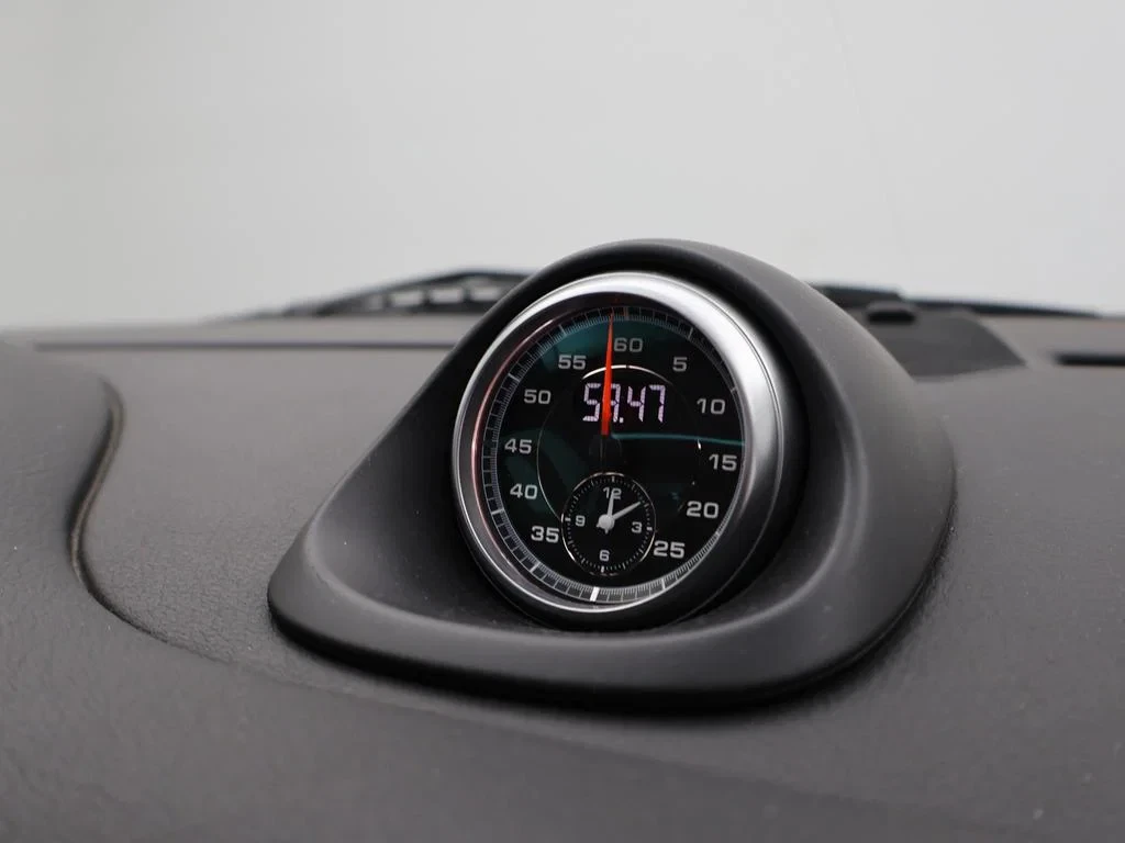Porsche-911-image-11