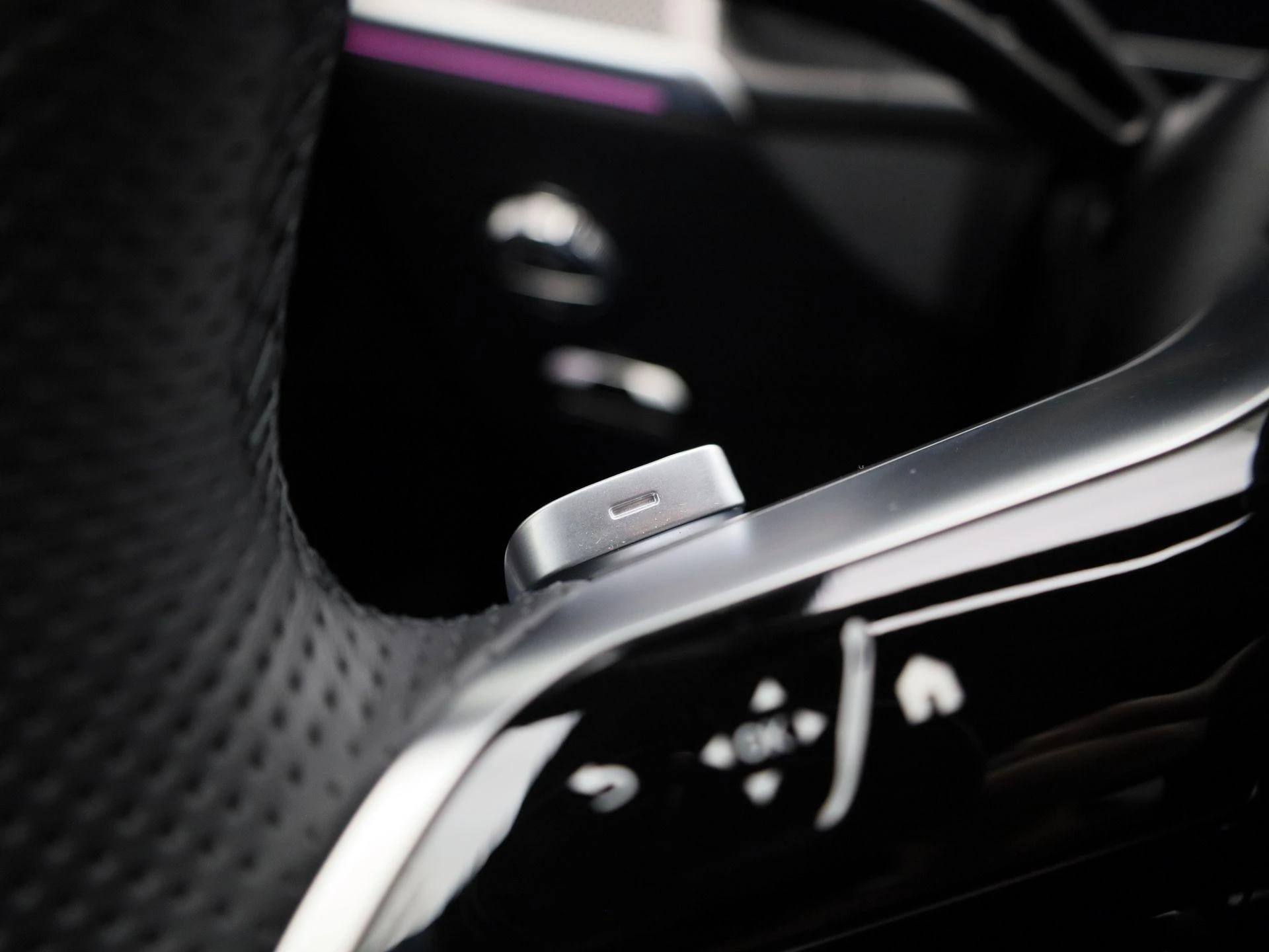 Mercedes-Benz-GLC-image-22
