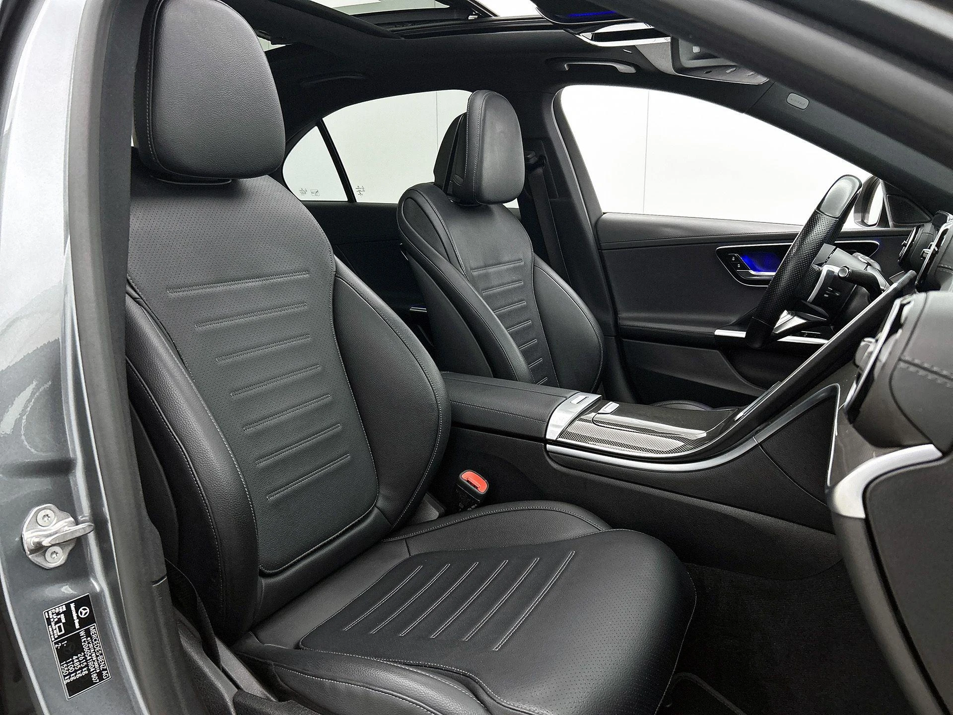 Mercedes-Benz-C-Klasse-image-41