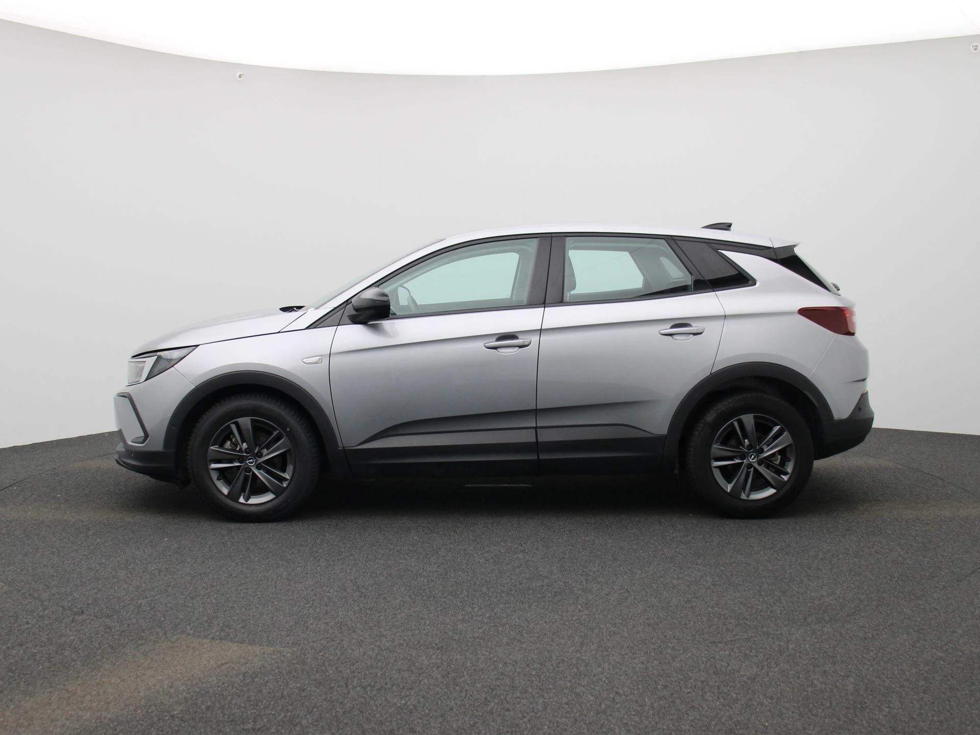 Opel-Grandland-image-3