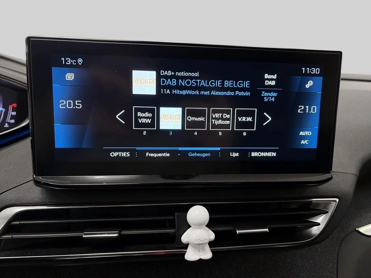 Peugeot-3008-image-11