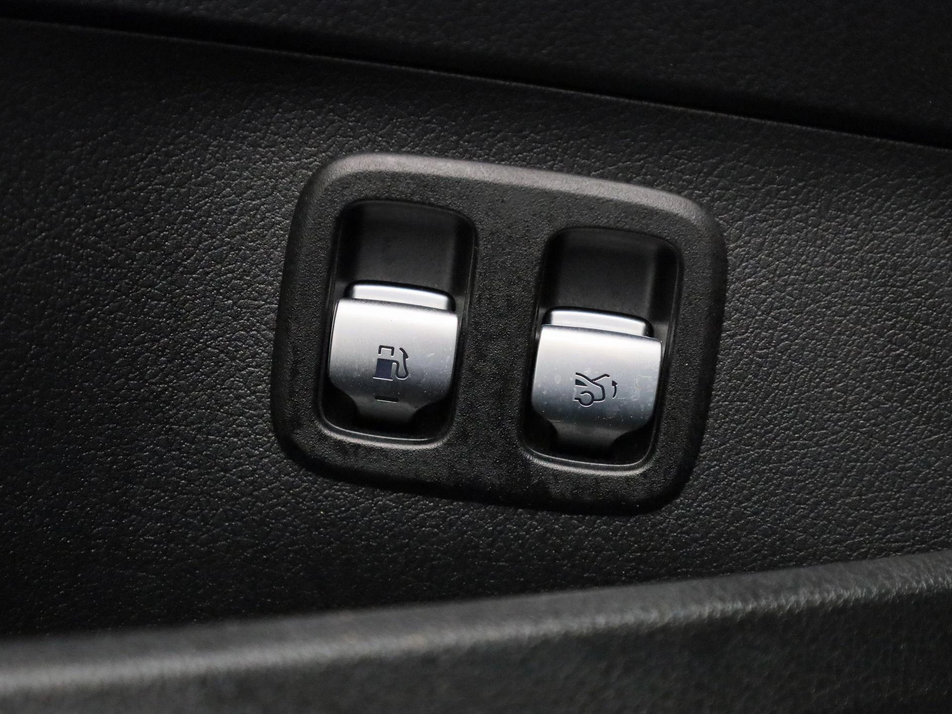 Mercedes-Benz-C-Klasse-image-31