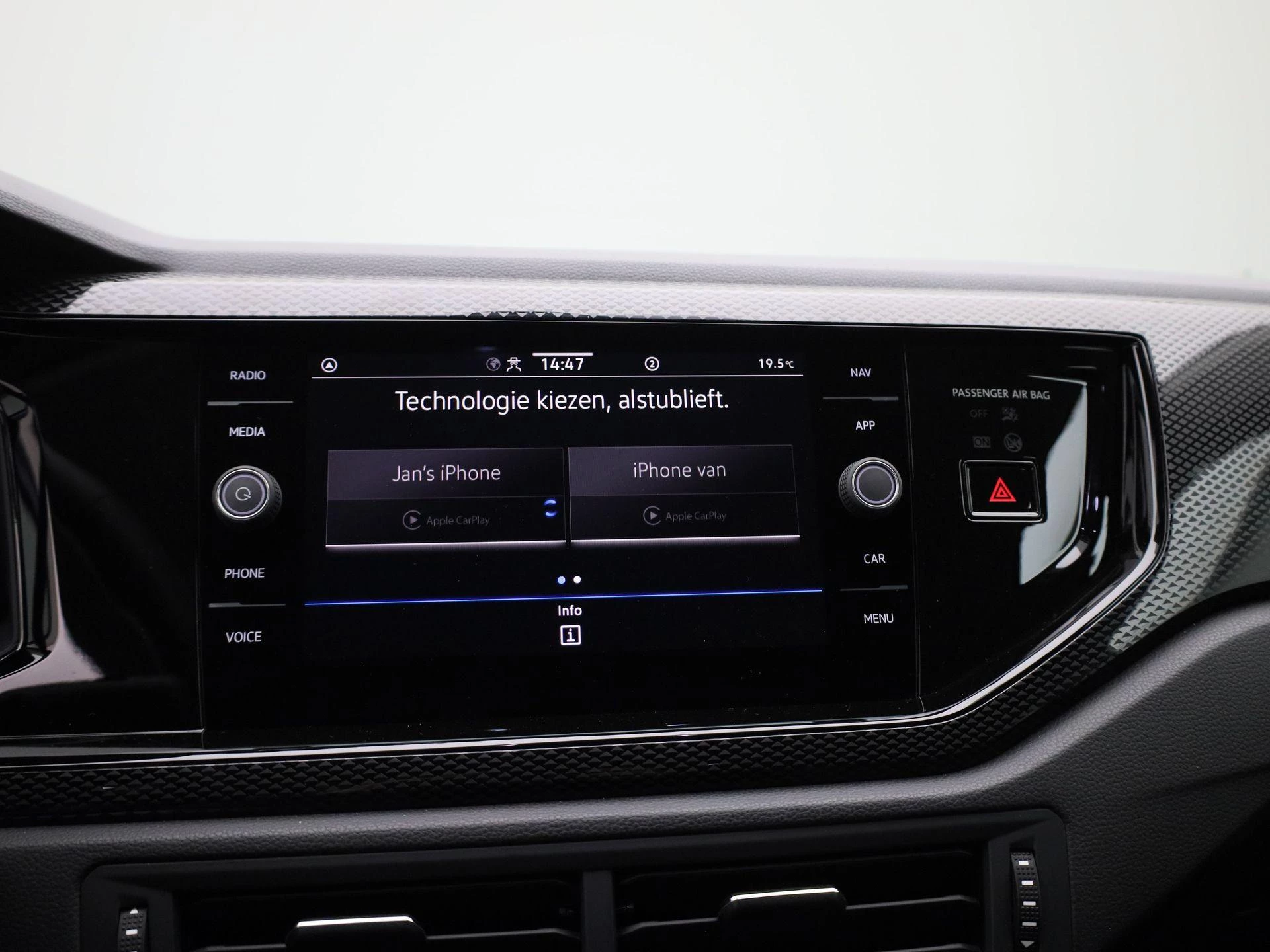 Volkswagen-Taigo-image-21