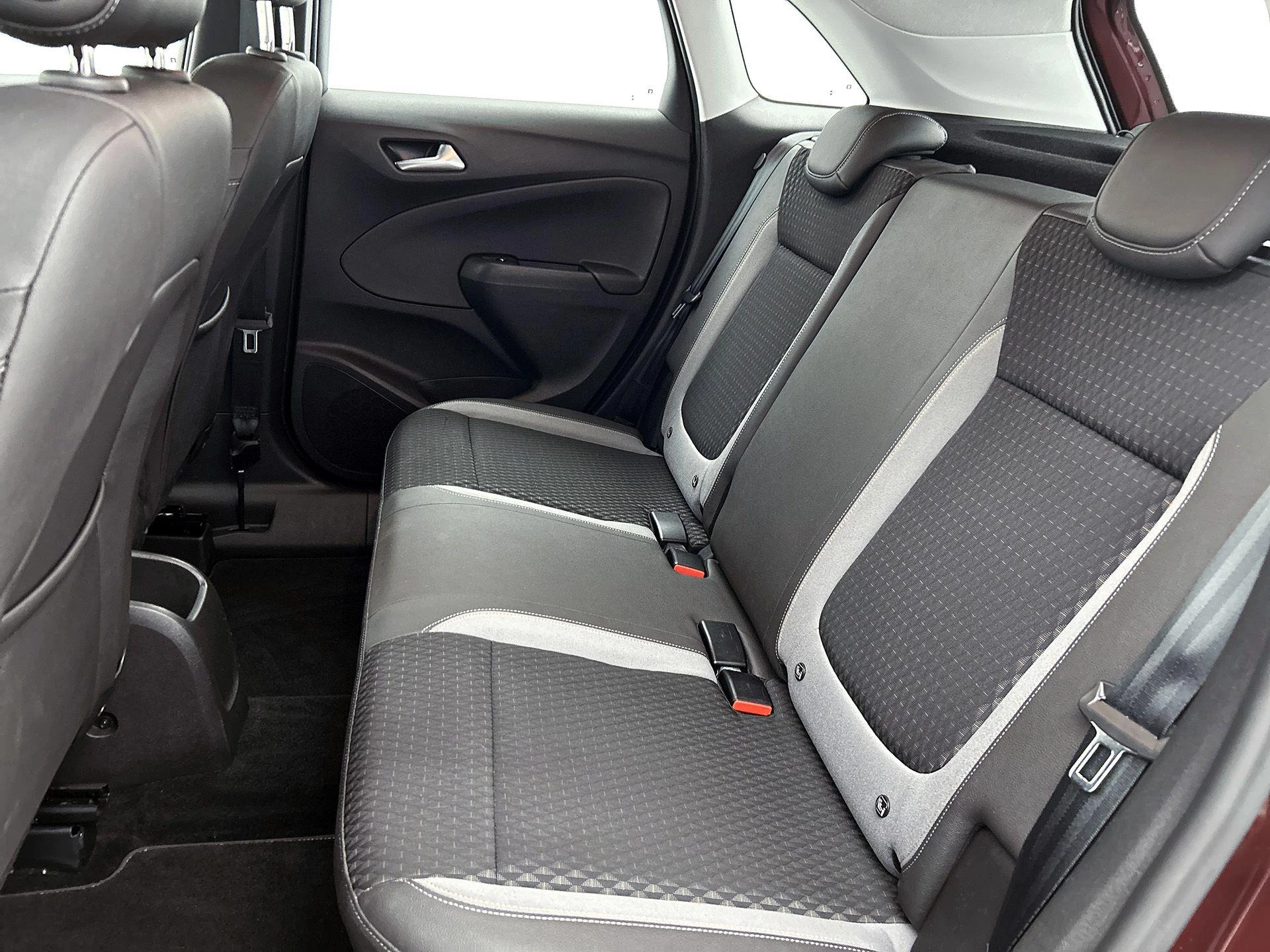 Opel-Crossland X-image-25